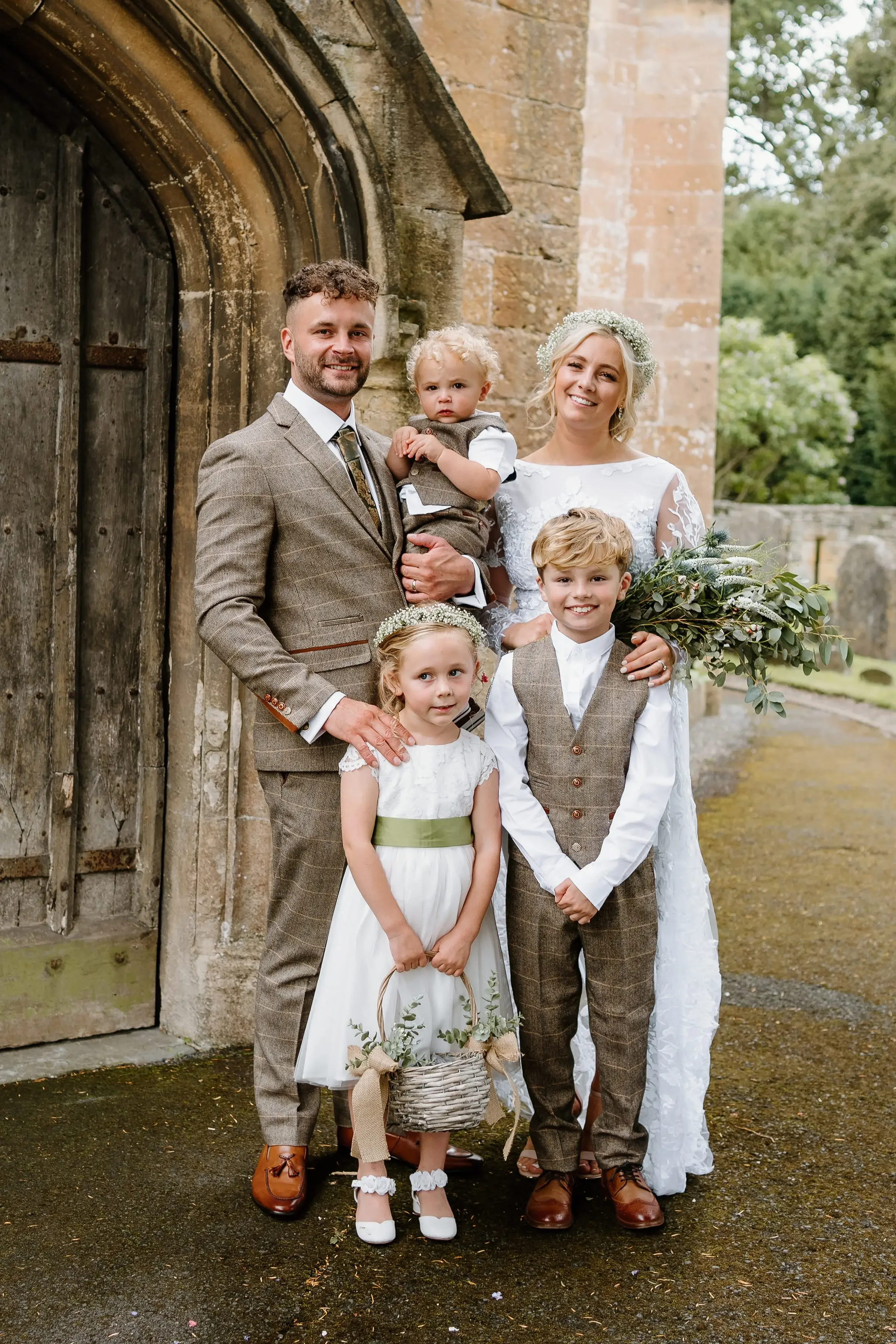 Summer Wedding photography at Cotswold House Hotel In Chipping Campden30.webp