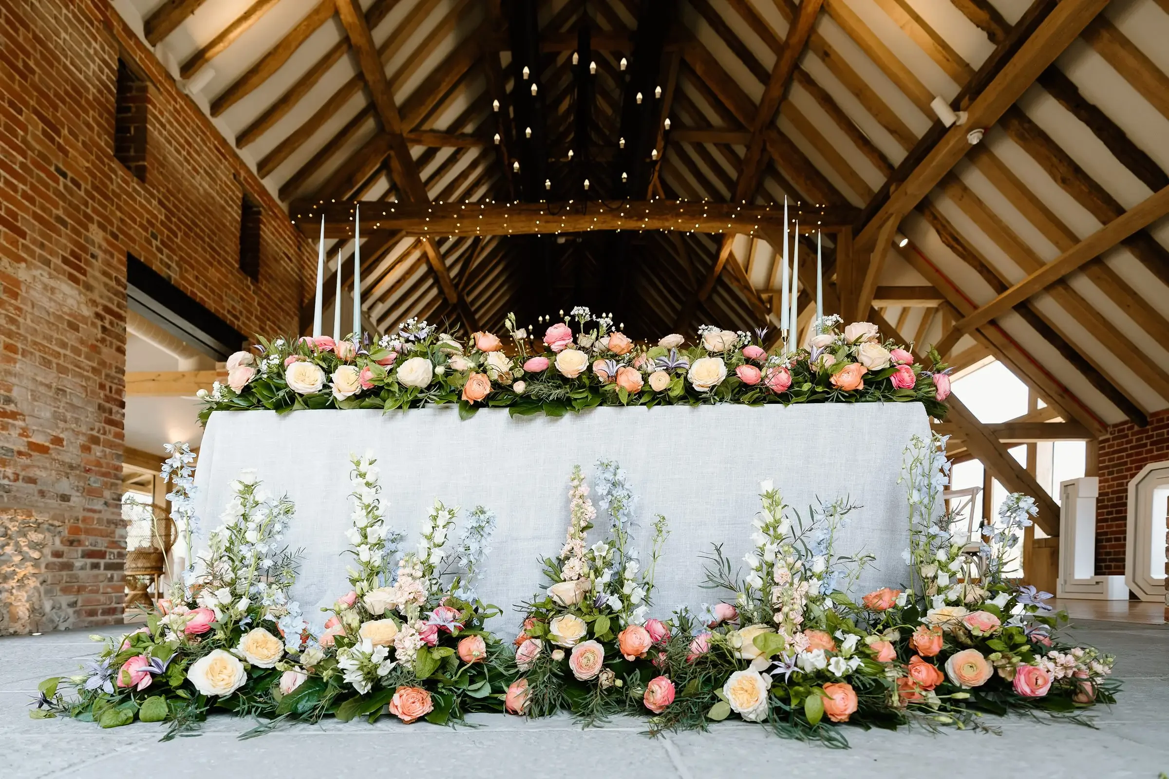 Wedding Photography at Rackleys Barn In Buckinghamshire12.webp