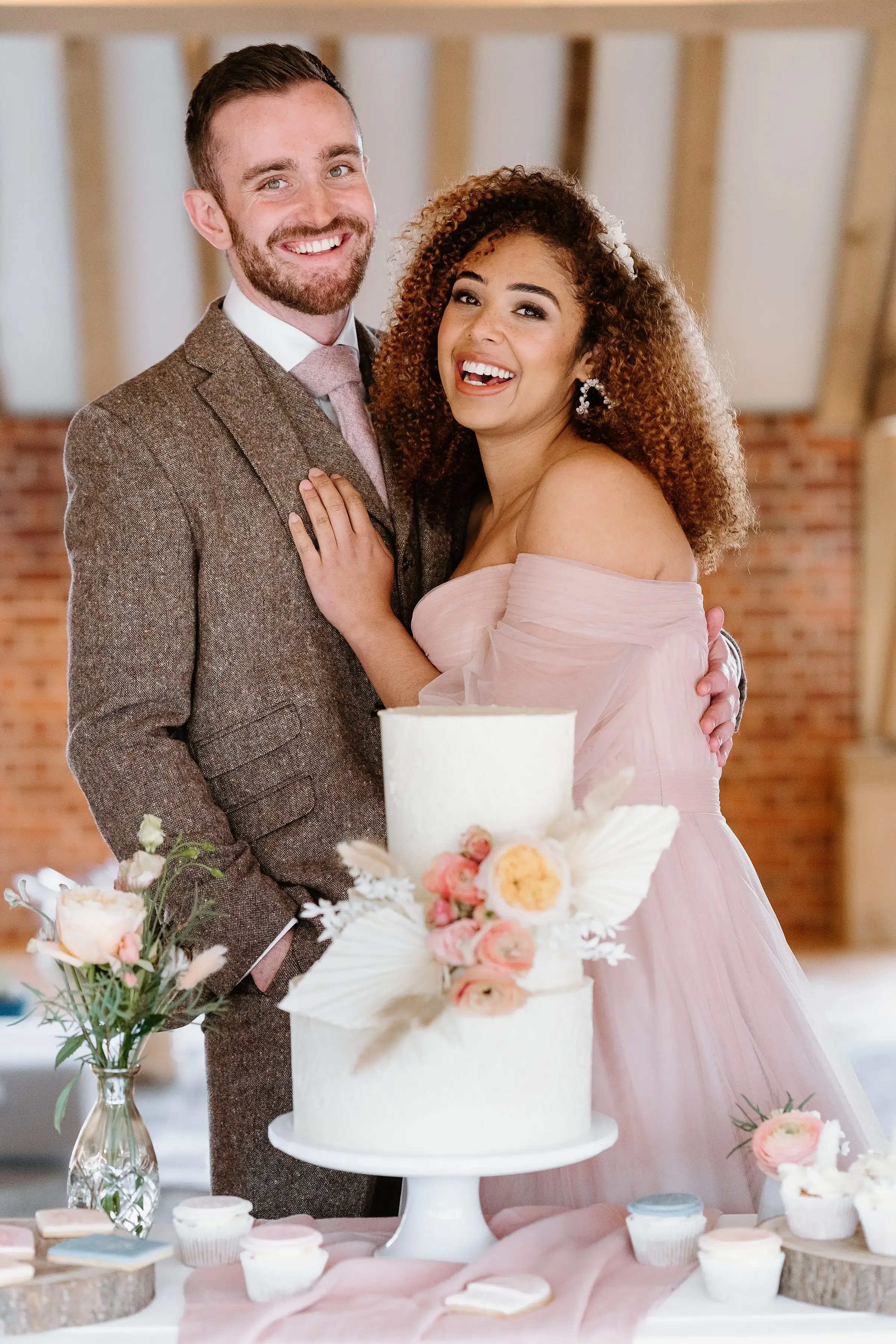 Wedding Photography at Rackleys Barn In Buckinghamshire44.webp