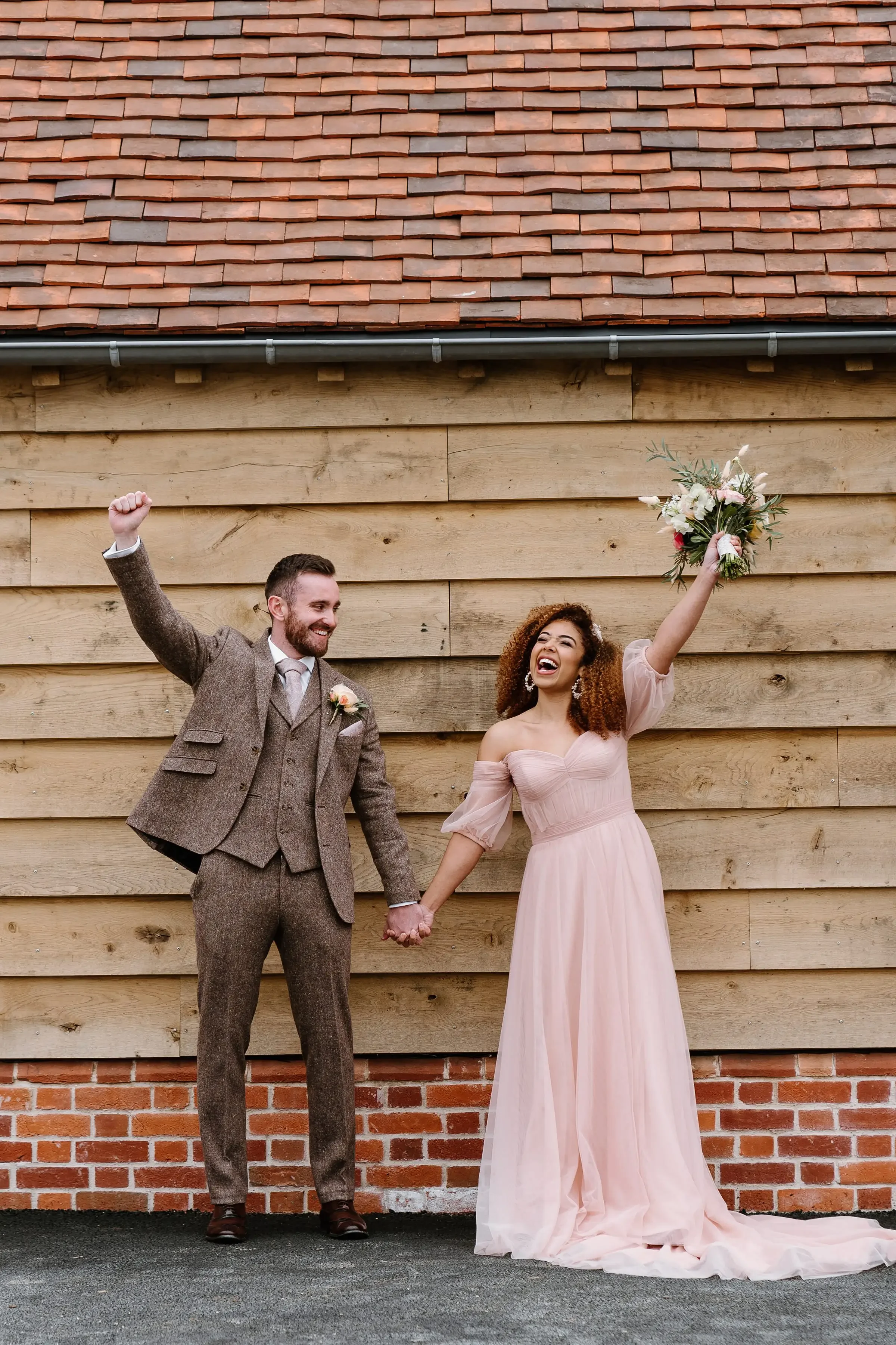 Wedding Photography at Rackleys Barn In Buckinghamshire82.webp