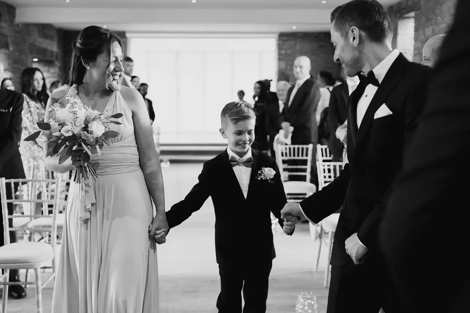 Great Tythe Barn, The Cotswolds, Wedding Photography019.webp