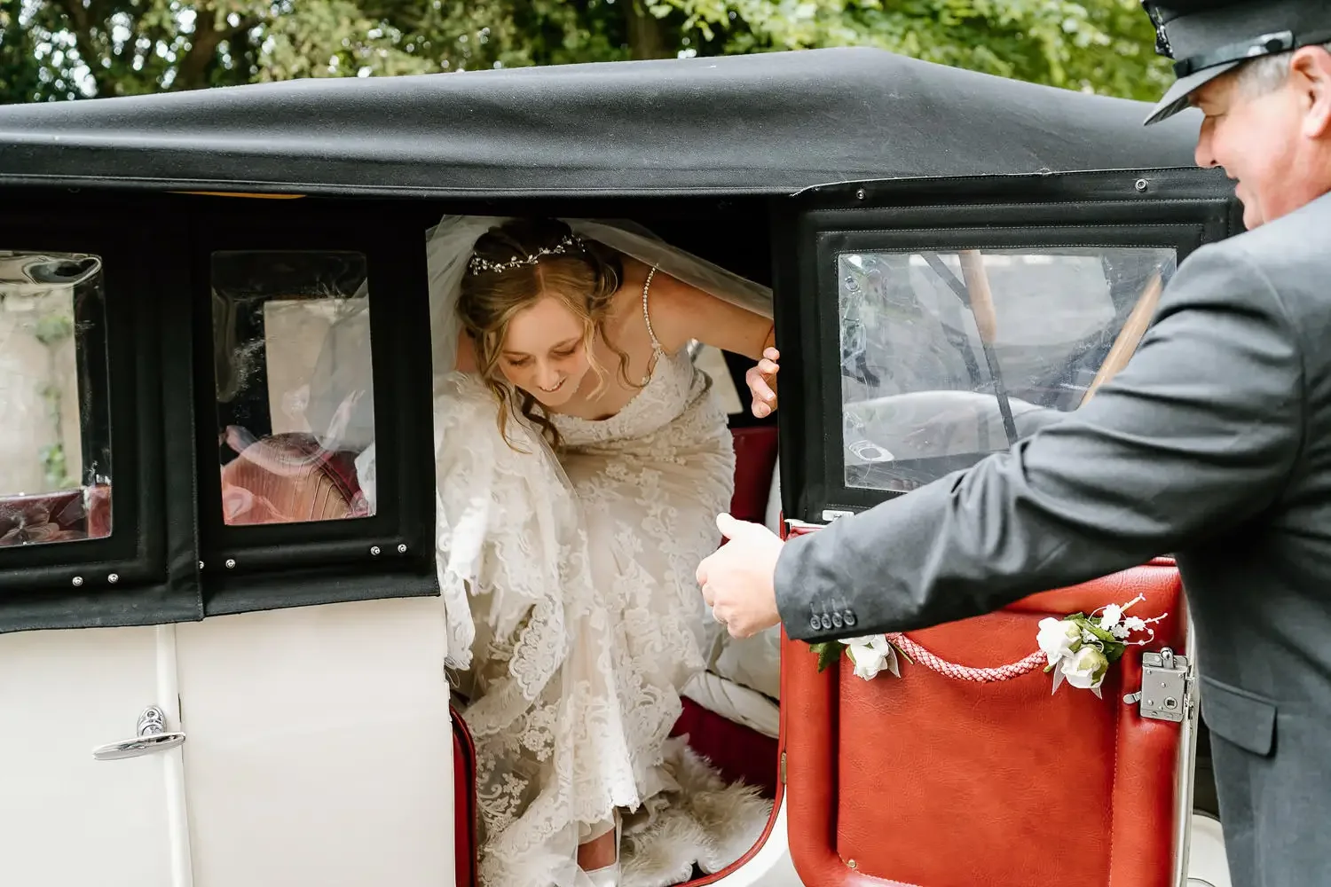 Stratton Court Barn Wedding Photography15.webp