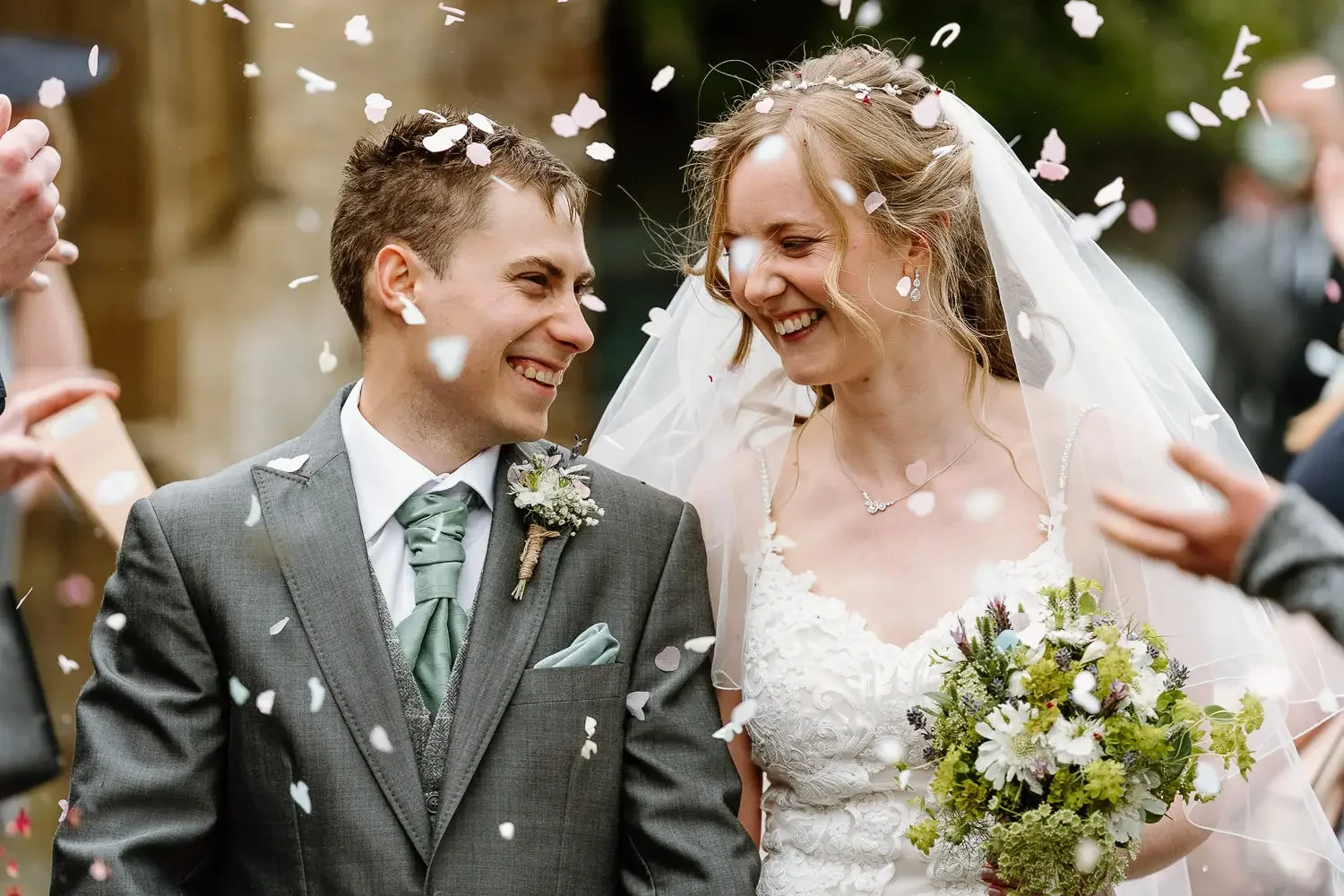 Stratton Court Barn Wedding Photography31.webp