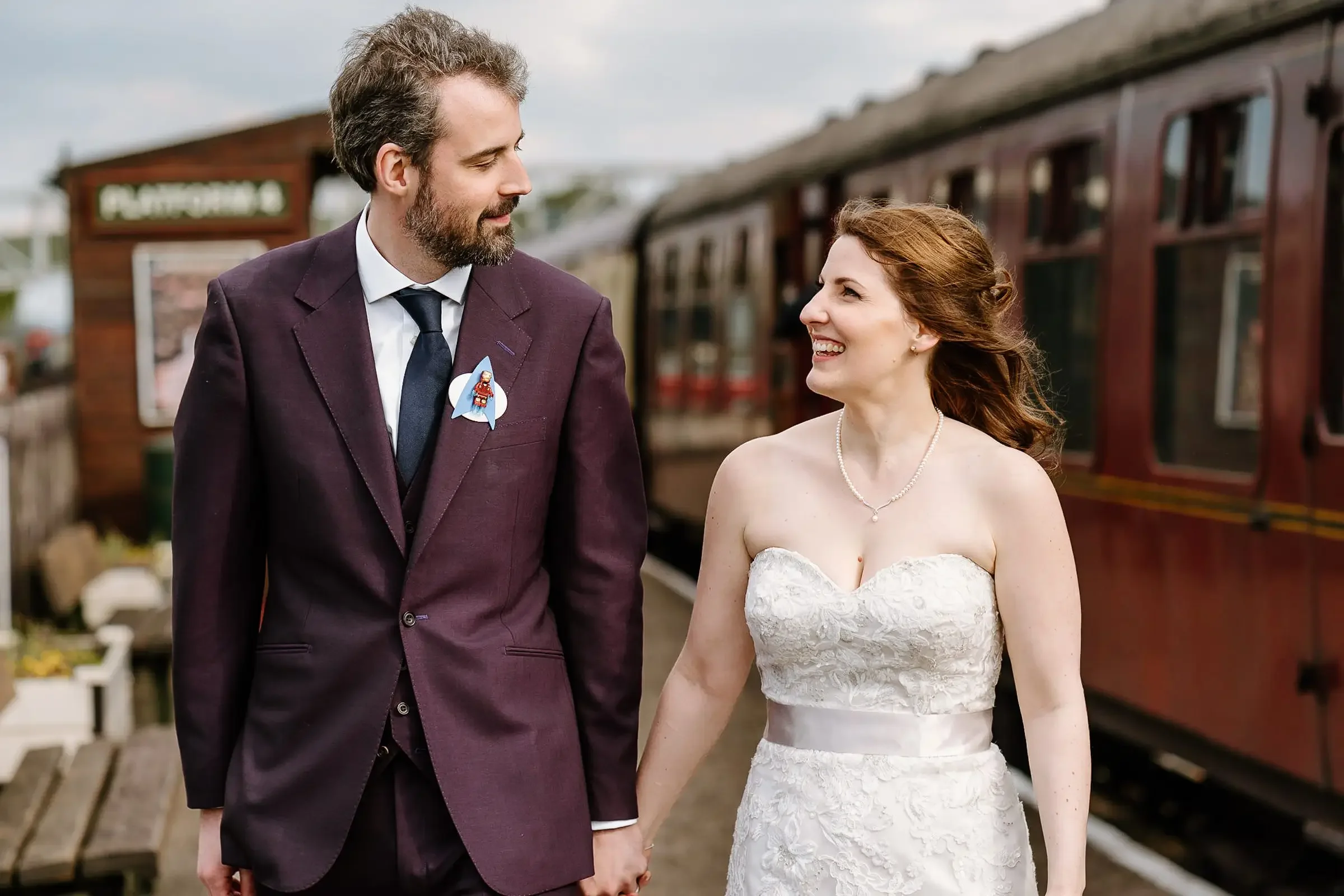 Buckinghamshire Railway Centre Wedding Photography74.webp