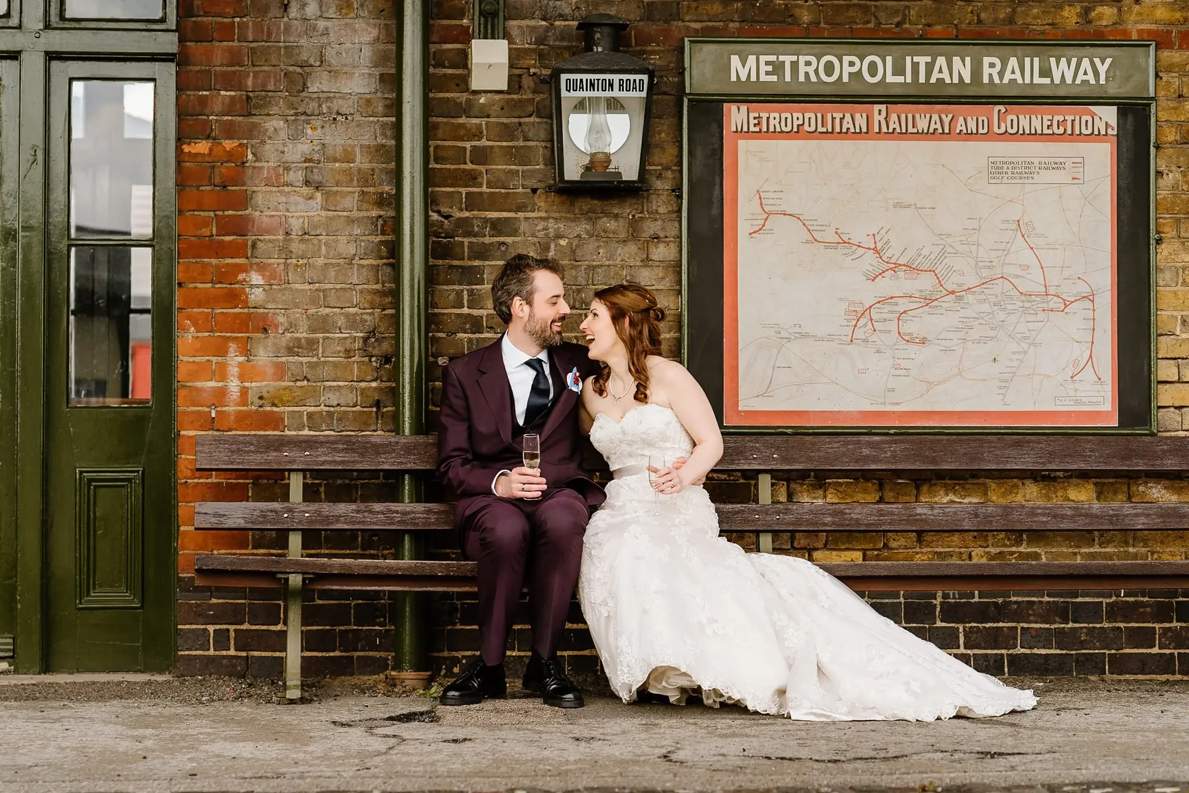 Buckinghamshire Railway Centre Wedding Photography97.webp