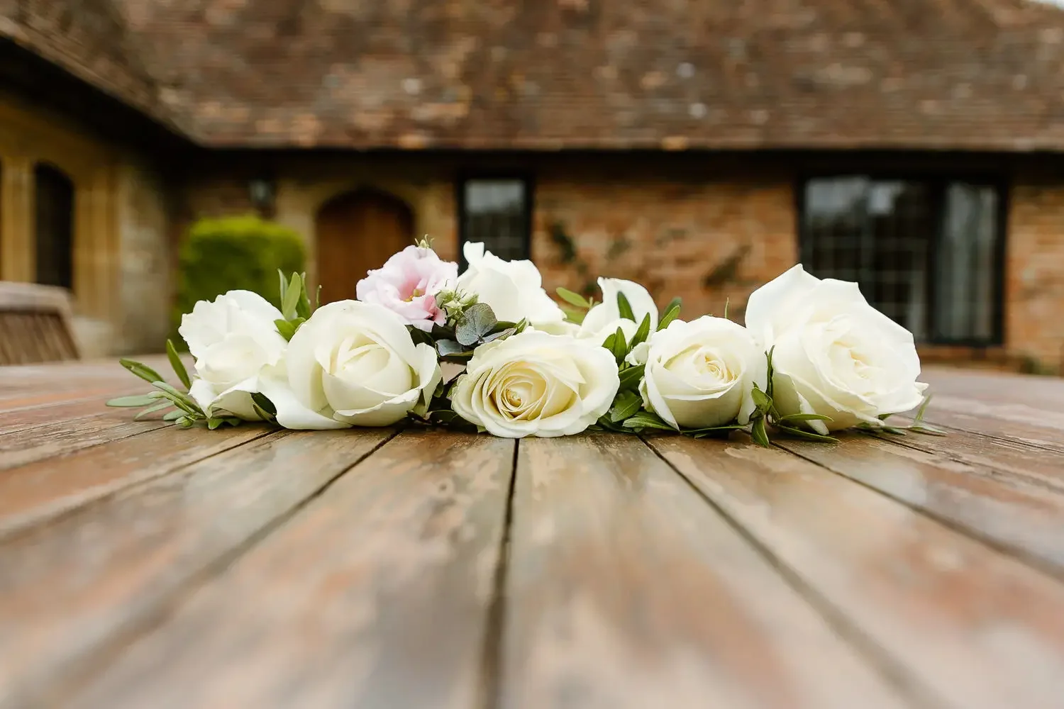 Notley Abbey Wedding photographer-19.webp