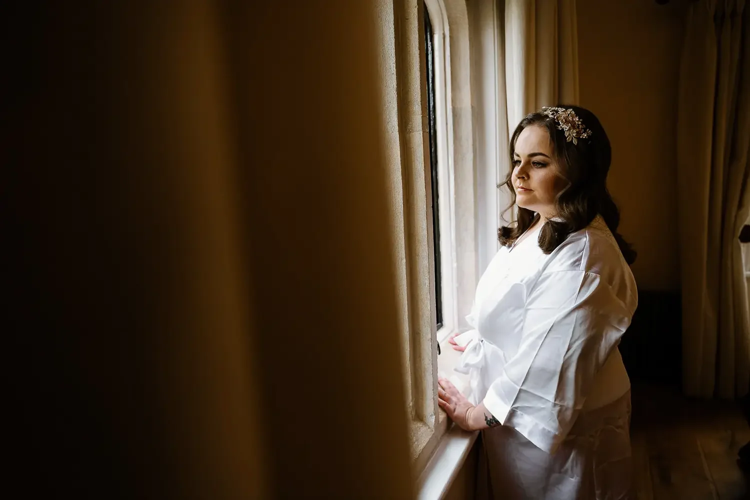 Notley Abbey Wedding photographer-26.webp