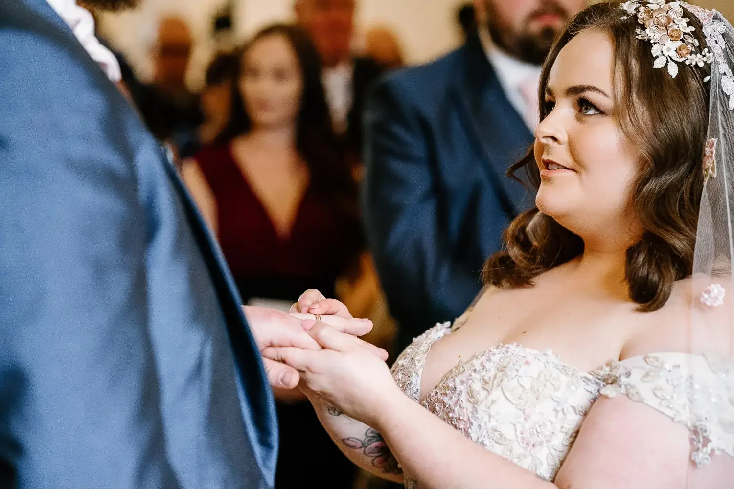 Notley Abbey Wedding photographer-51.webp