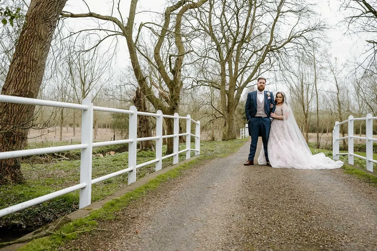 Notley Abbey Wedding photographer-67.webp