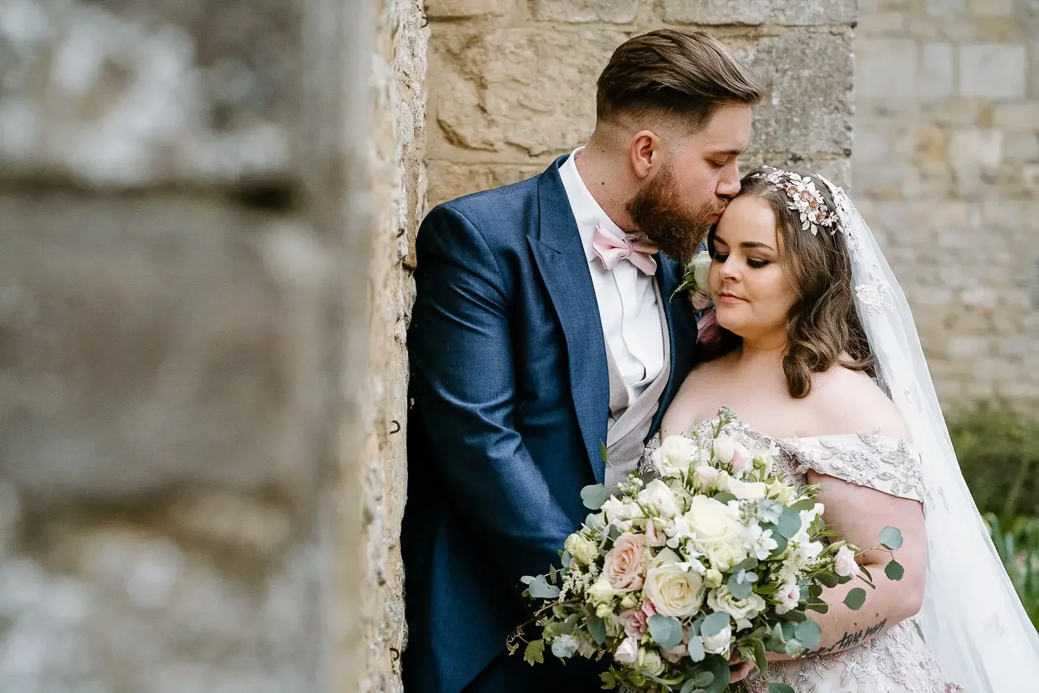 Notley Abbey Wedding photographer-70.webp