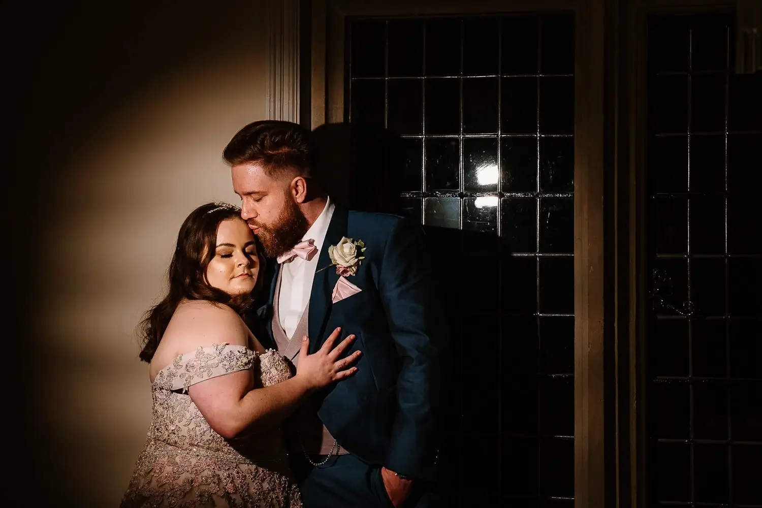 Notley Abbey Wedding photographer-79.webp