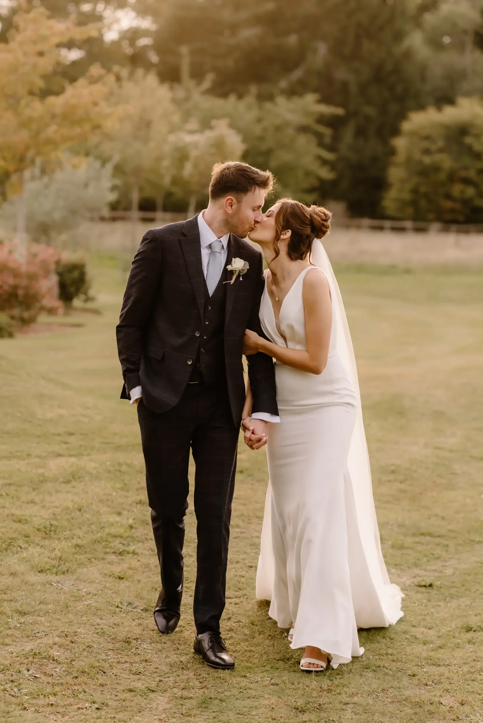 Cain Manor in Hampshire wedding photography-11.webp