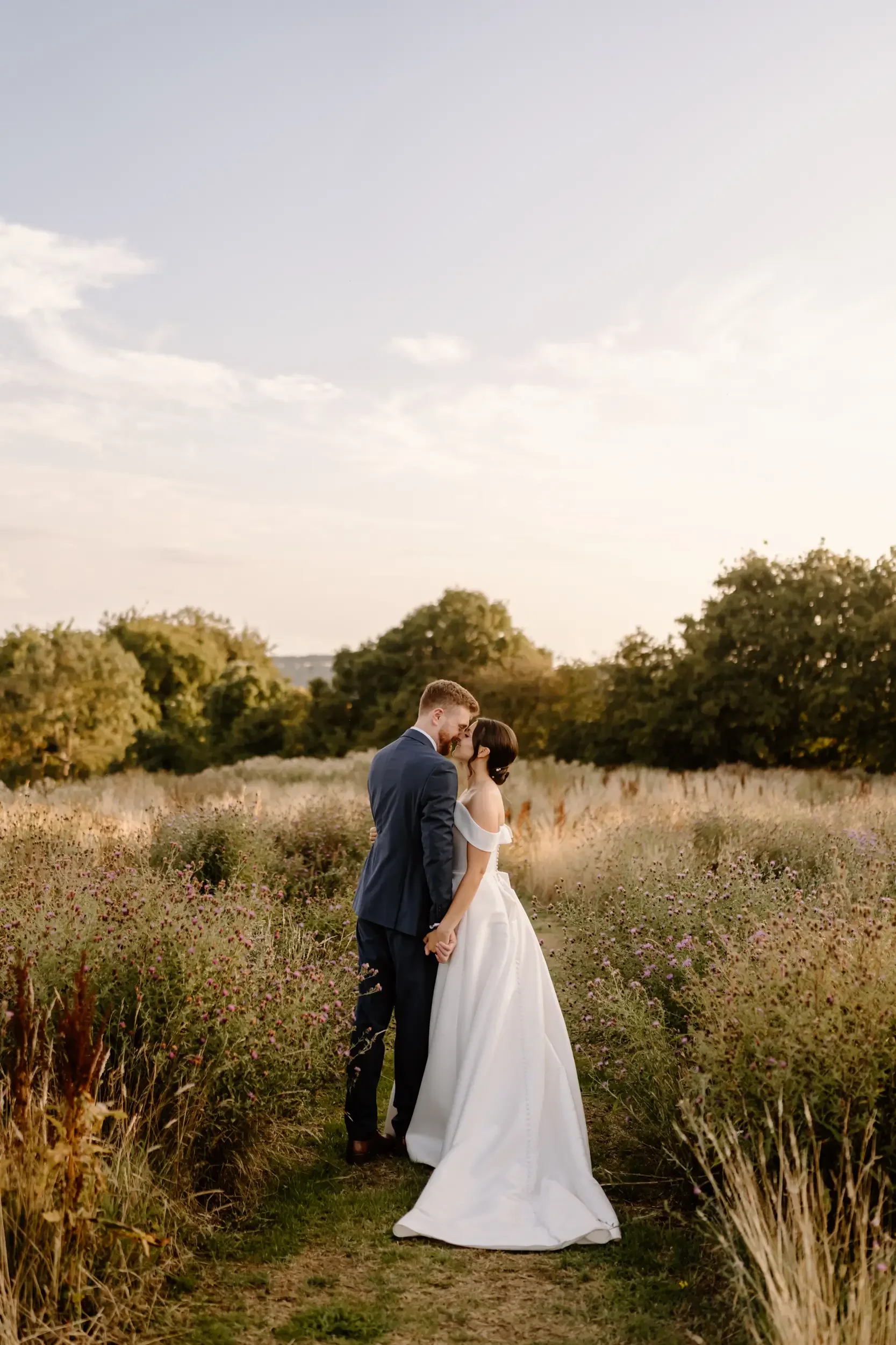 Rackleys Barn, Buckinghamshire wedding photography-83.webp