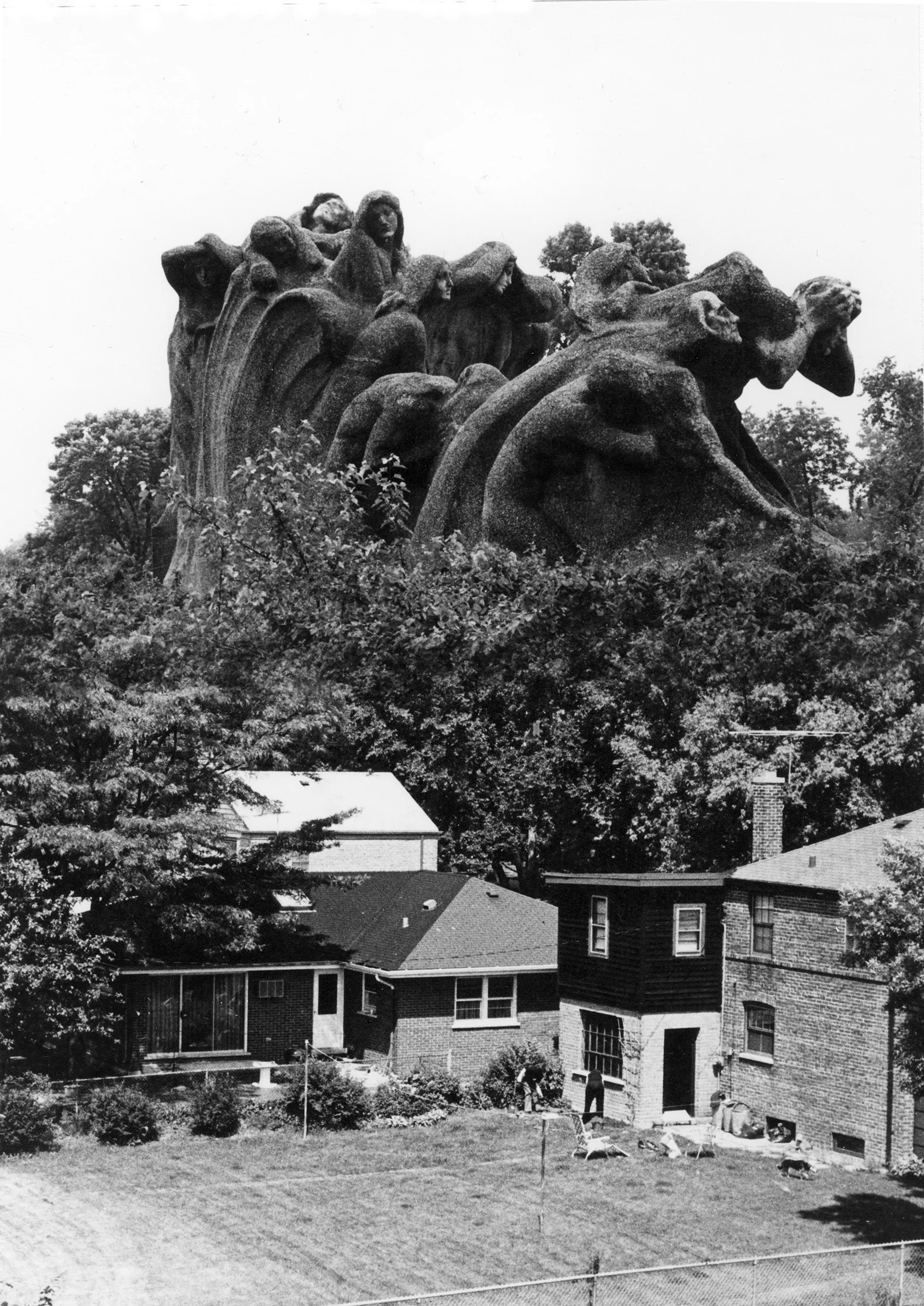 backyard-(statues-overlooking-backyards).jpg