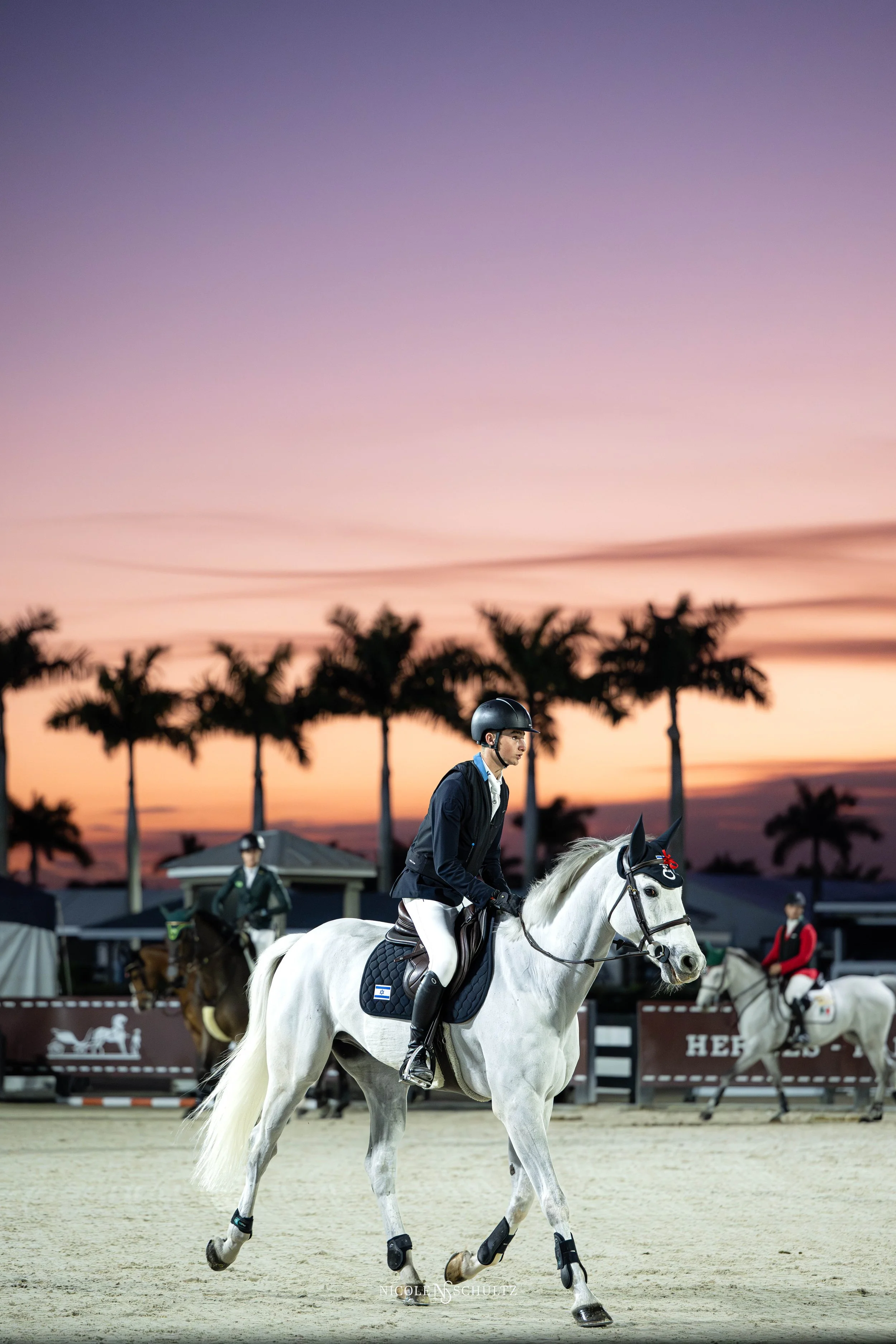 WEF8WEDYK--6.JPG