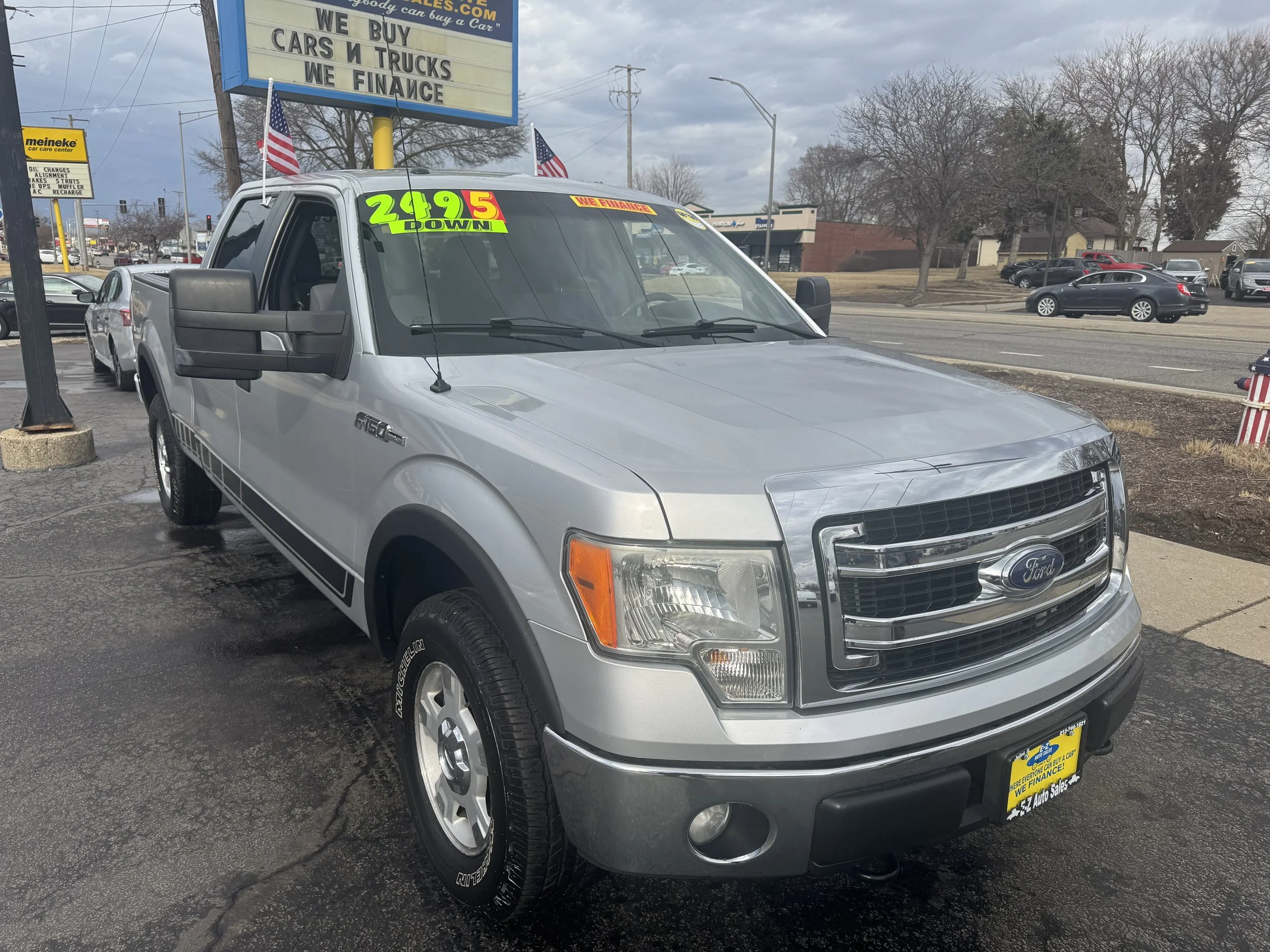  #17206 2014 FORD F150 SALES PRICE $11995/$2495 DOWN/$100 A WEEK (12.9%APR) 