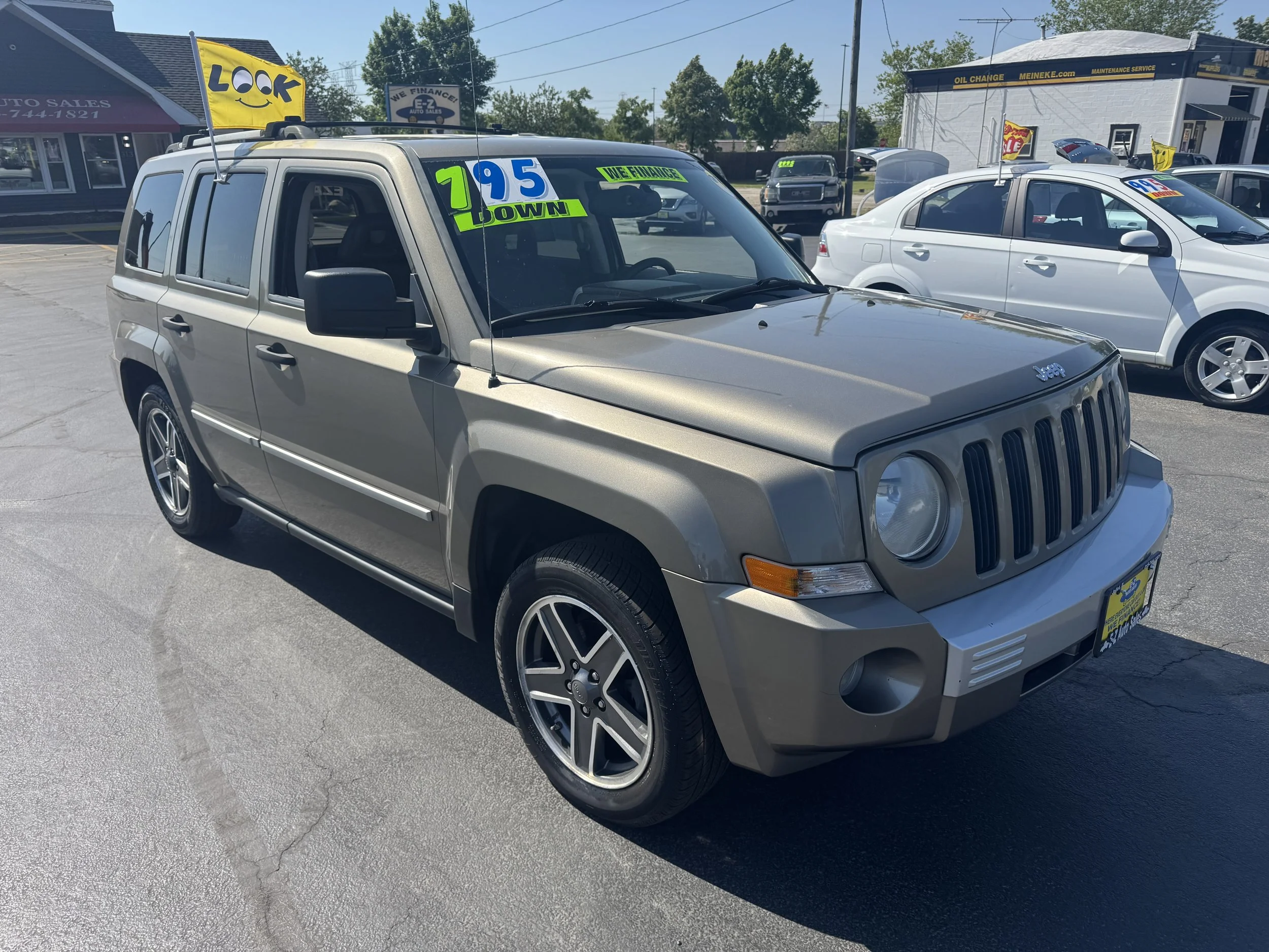 #17260 2008 JEEP PATRIOT SALES PRICE $7995/$795 DOWN/$90 A WEEK (12.9%APR) 