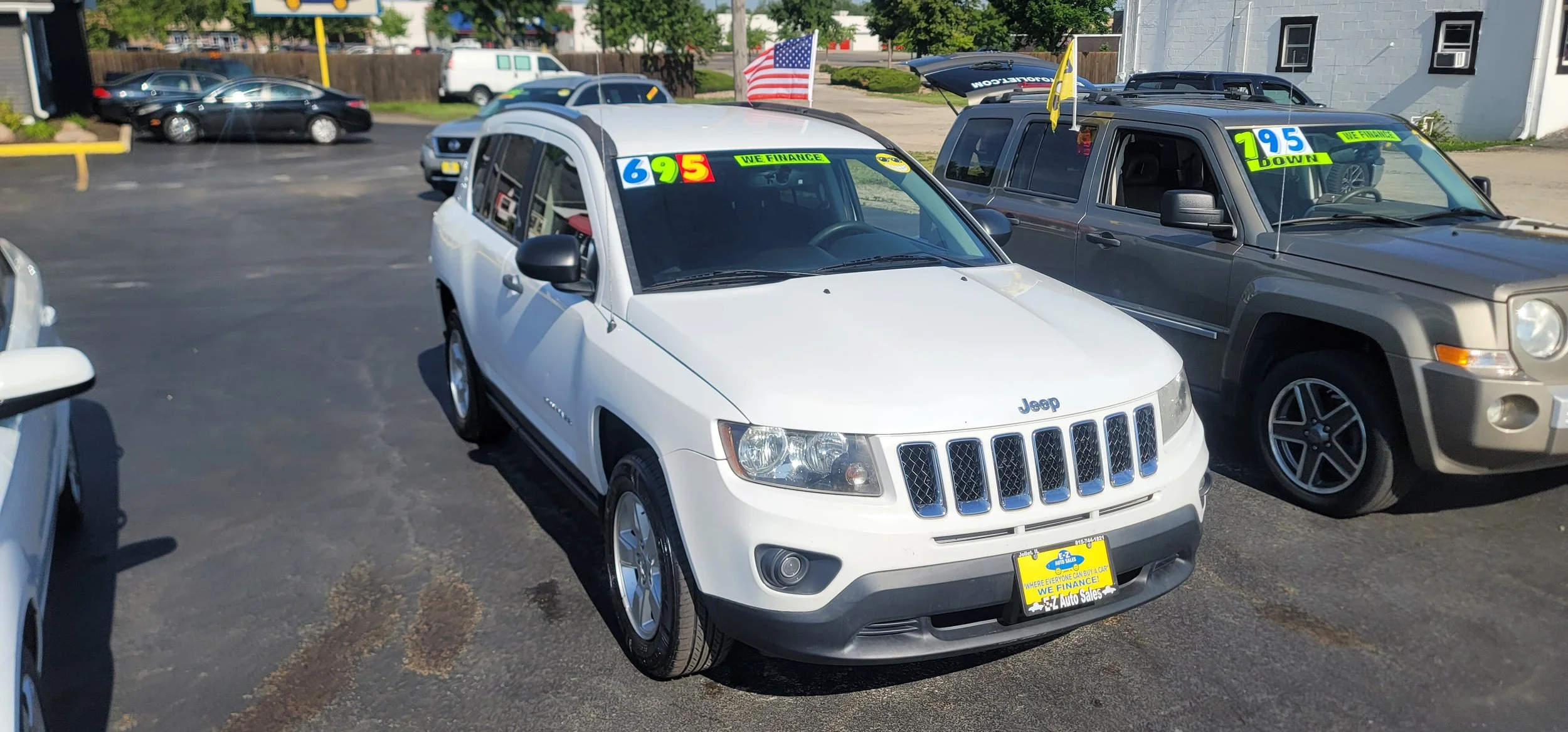 #17360 JEEP COMPASS SALES PRICE $7995/$695 DOWN/$100 A WEEK (12.9%APR)  