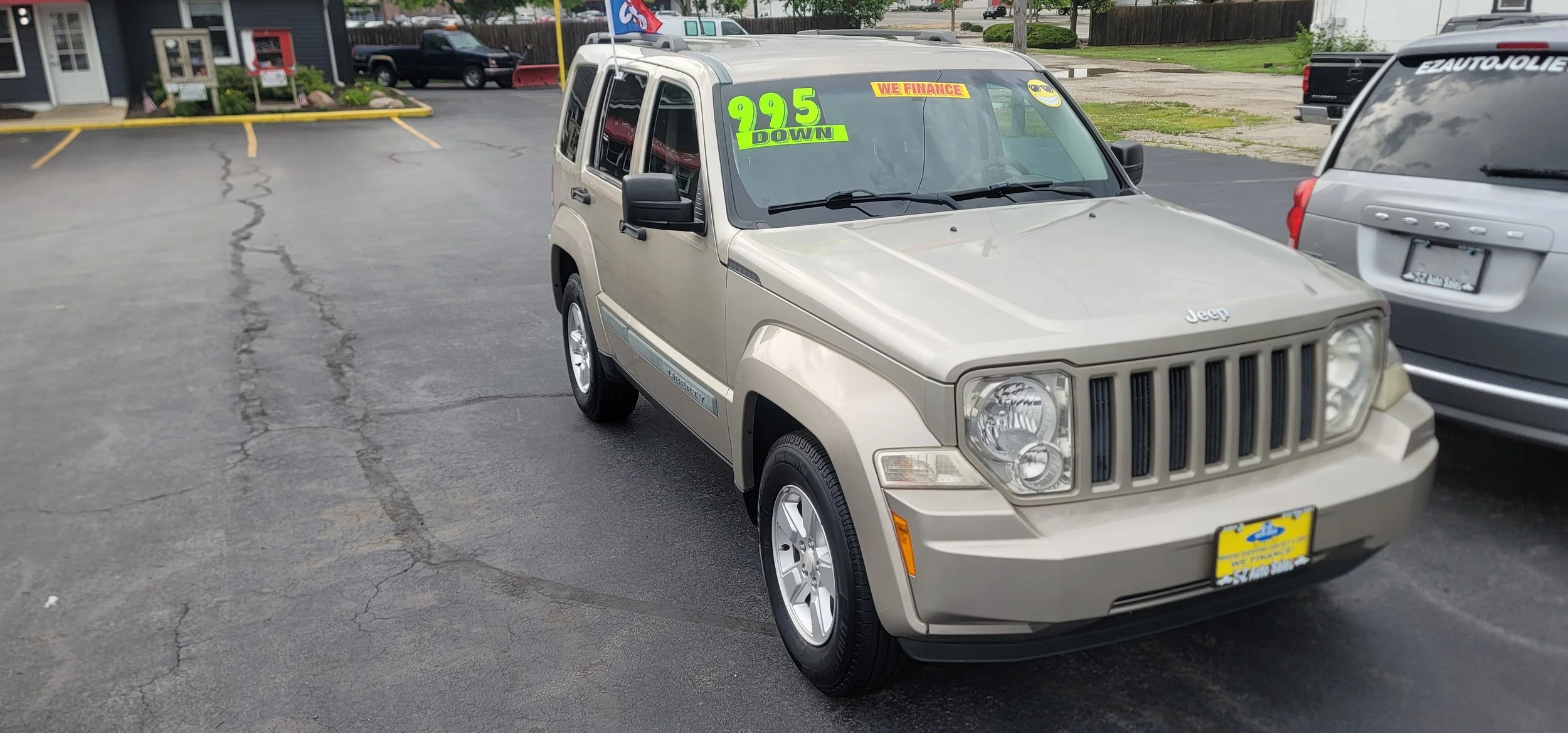  #17388 2010 JEEP LIBERTY SALES PRICE $9995/$995 DOWN/$100 A WEEK (12.9% APR) 