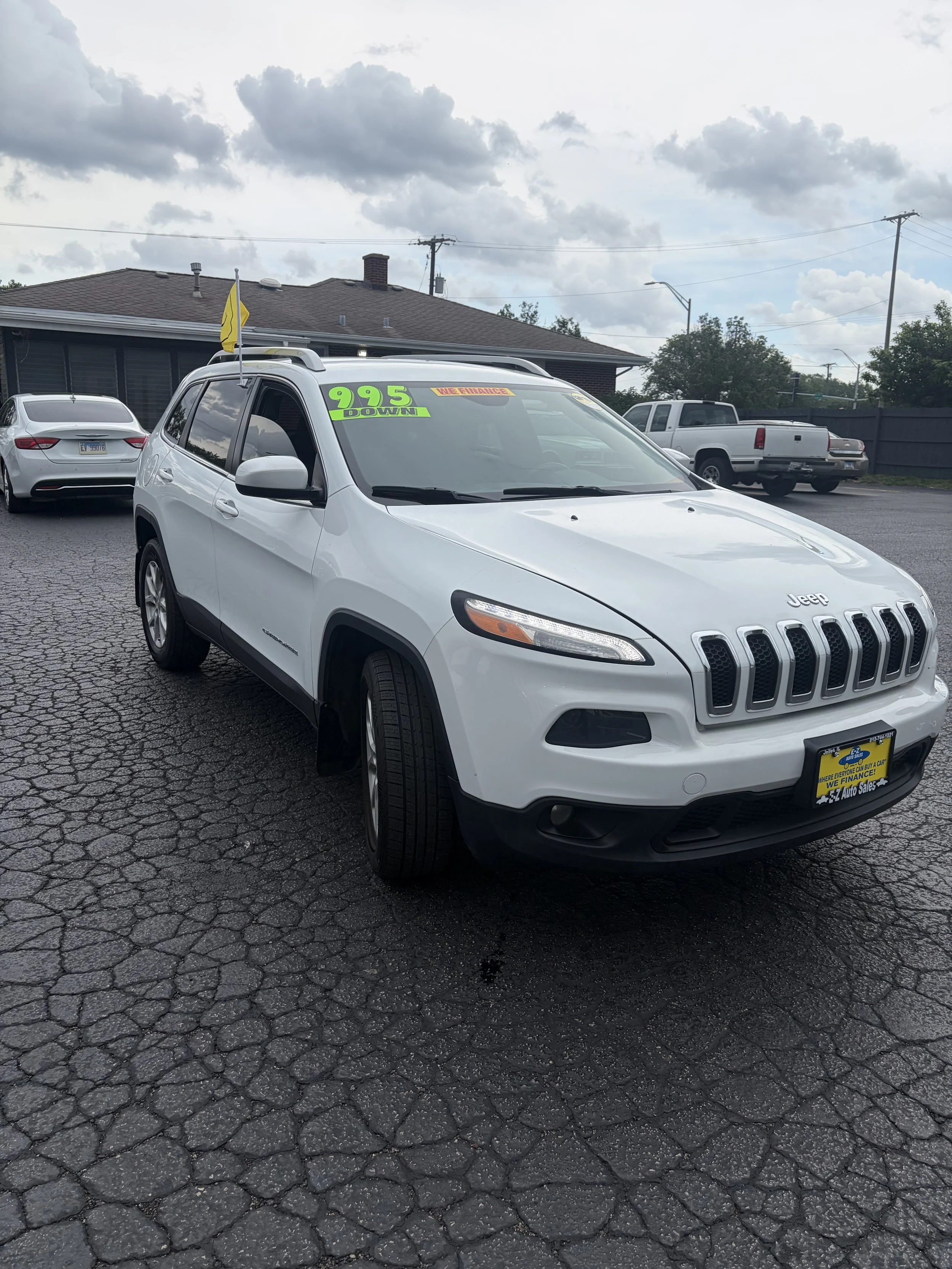  #17360 2015 JEEP COMPASS SALES PRICE $7995/$695 DOWN/$100 A WEEK (12.9% APR) 