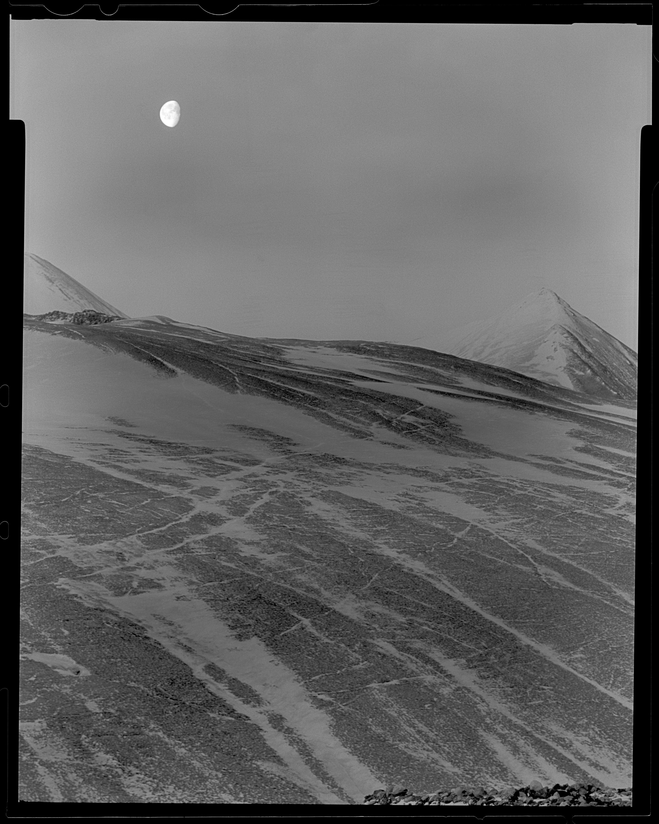 Moon over Esmarkbreen