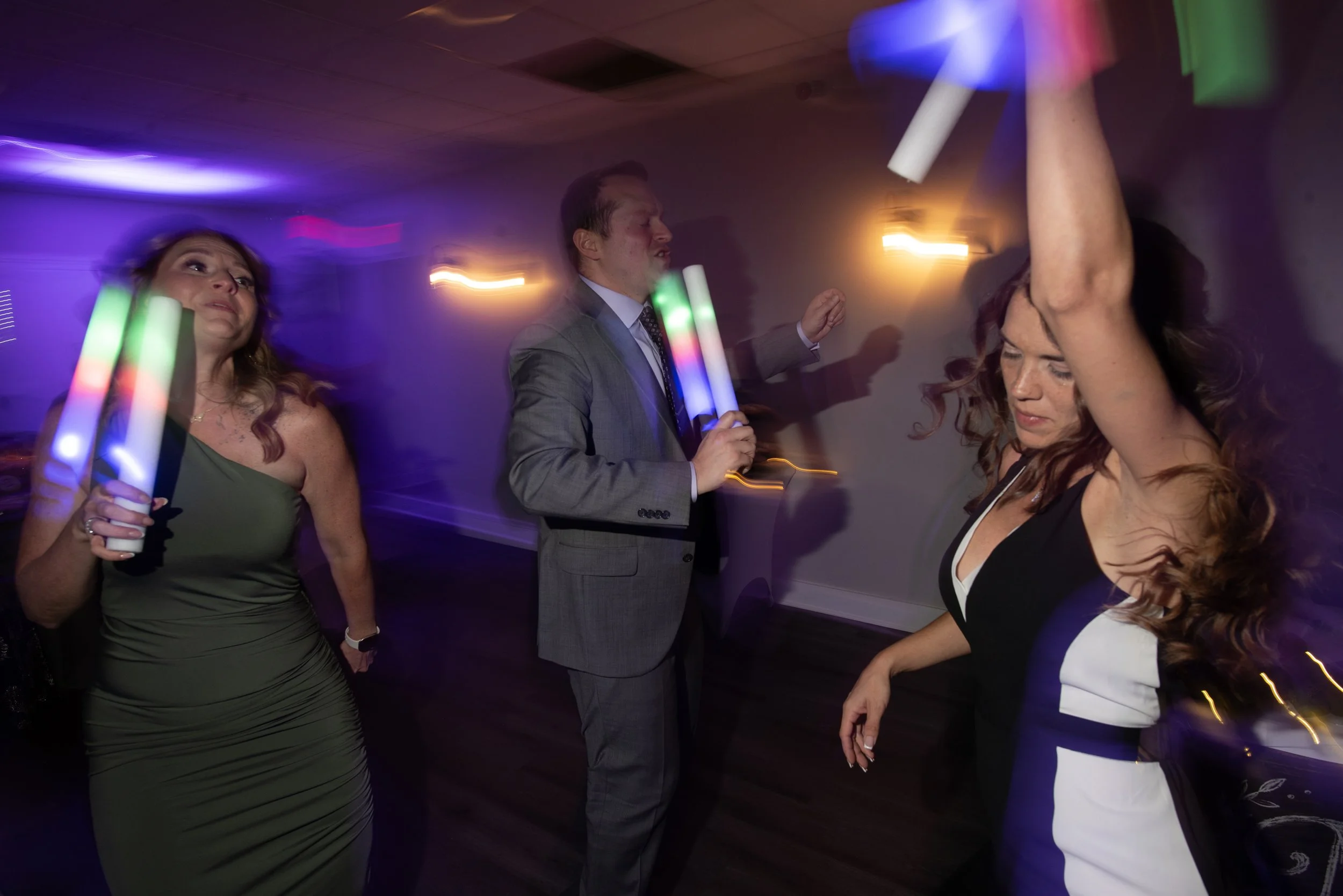 Lindsey and Michael wedding 078.jpg
