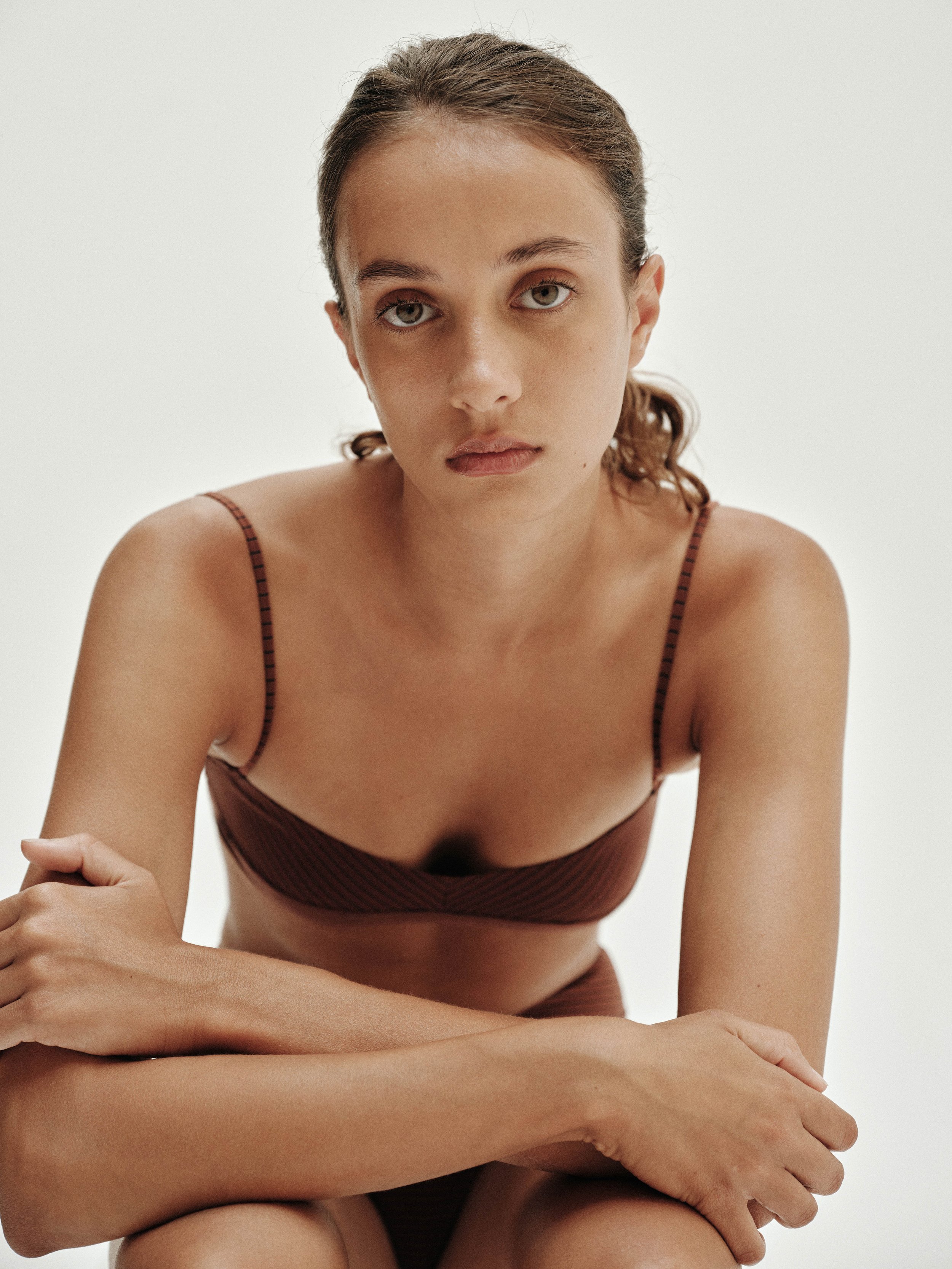 PALE SWIMWEAR2109r.jpg