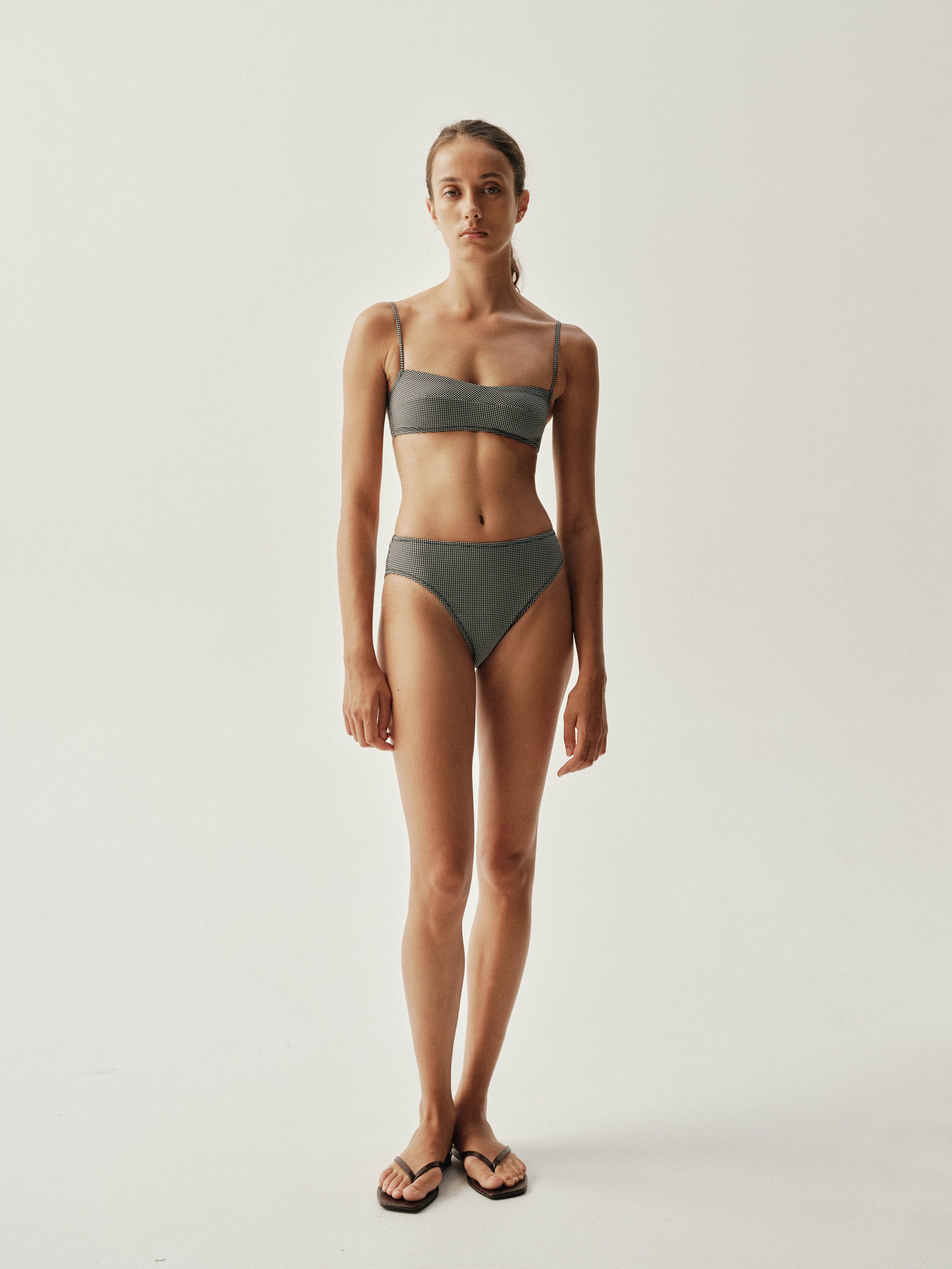PALE SWIMWEAR2511r.jpg