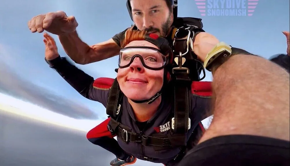 skydive keanu.jpeg