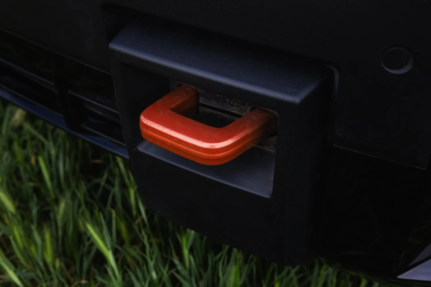 Orange recovery hook detail