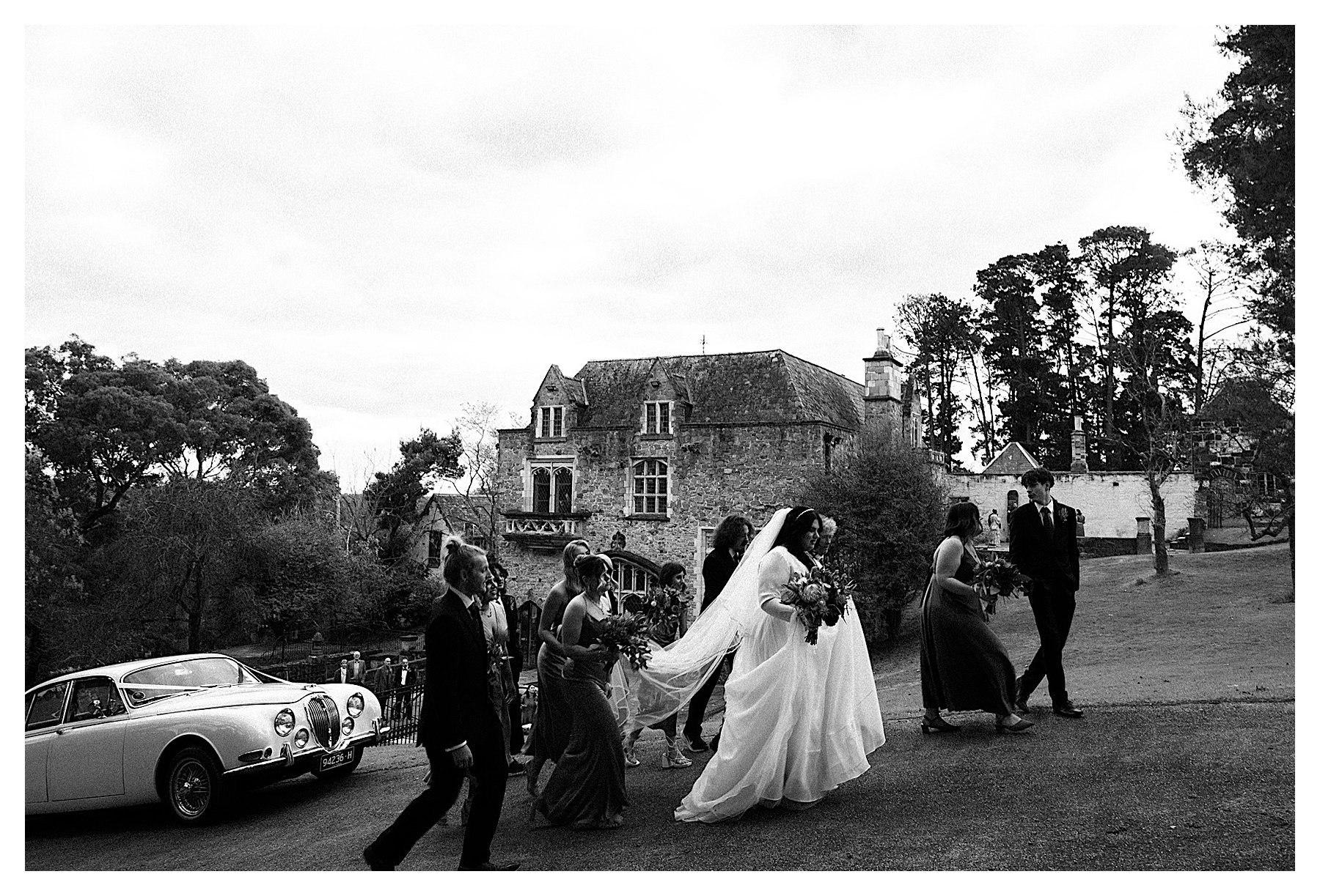 022 Montsalvat-wedding-photographer .jpg