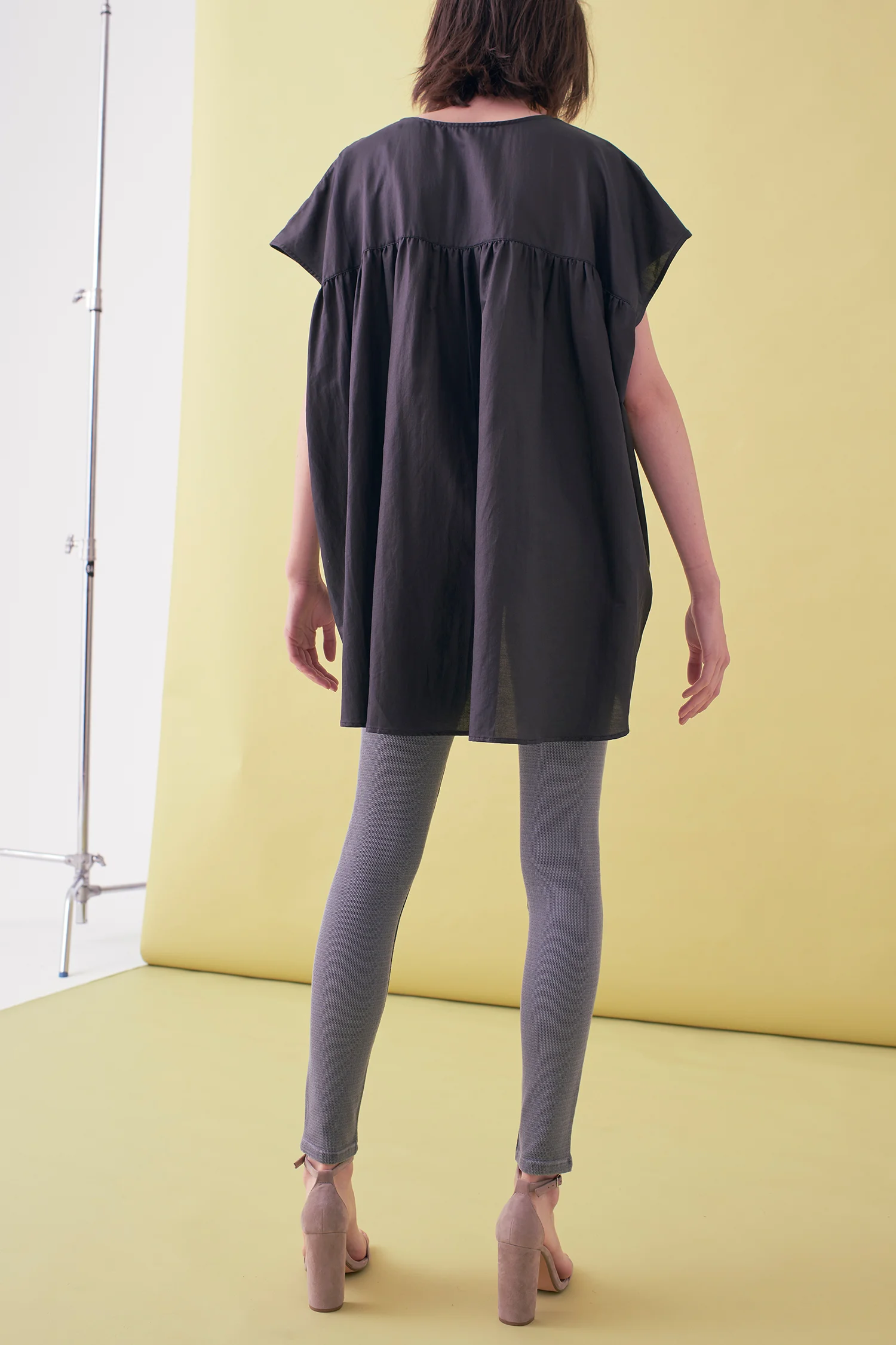 Sarah_Swann_SS17_08_Silk_Blend_Shirring_Blouse_Midnight_B.jpg