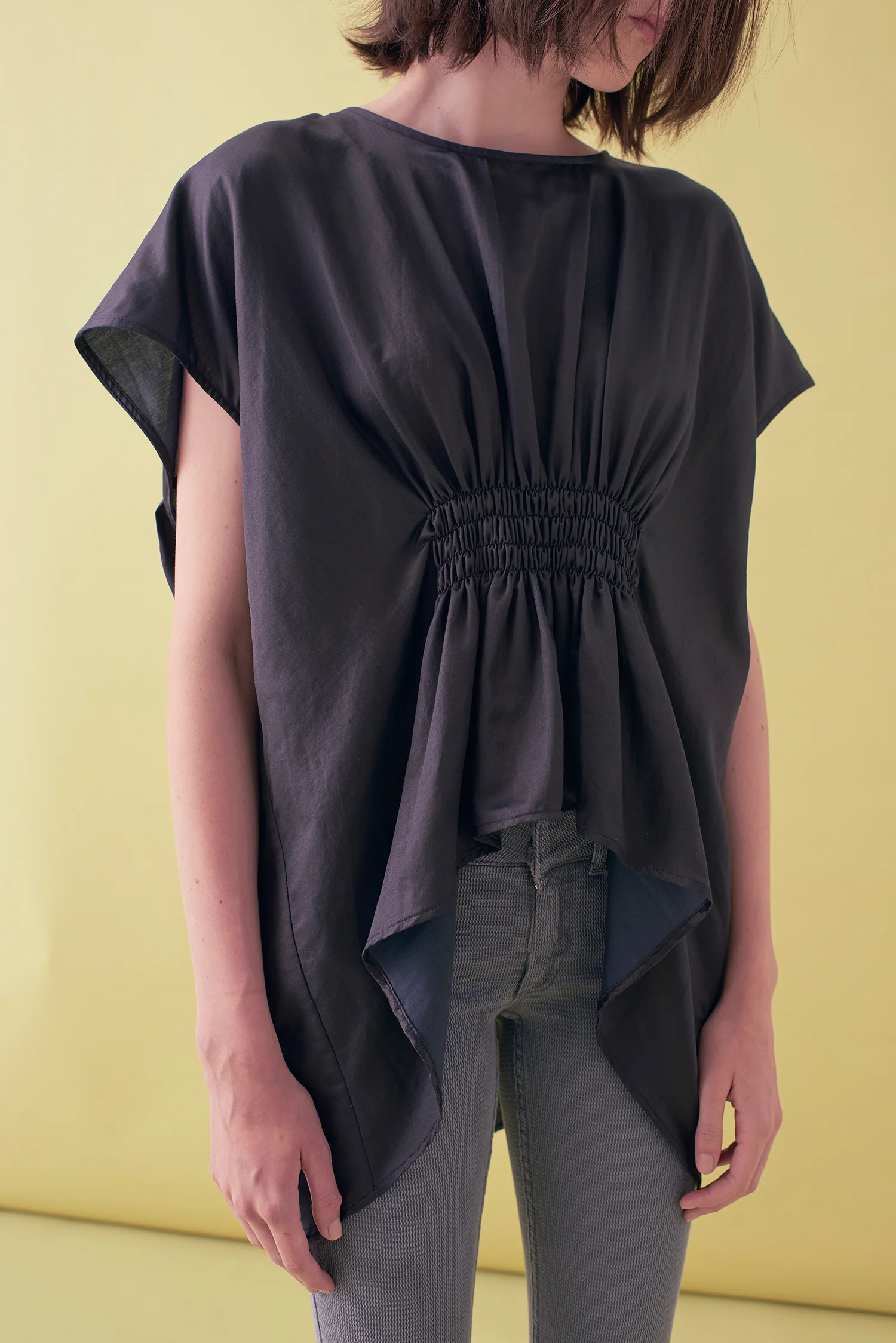 Sarah_Swann_SS17_08_Silk_Blend_Shirring_Blouse_Midnight_D.jpg