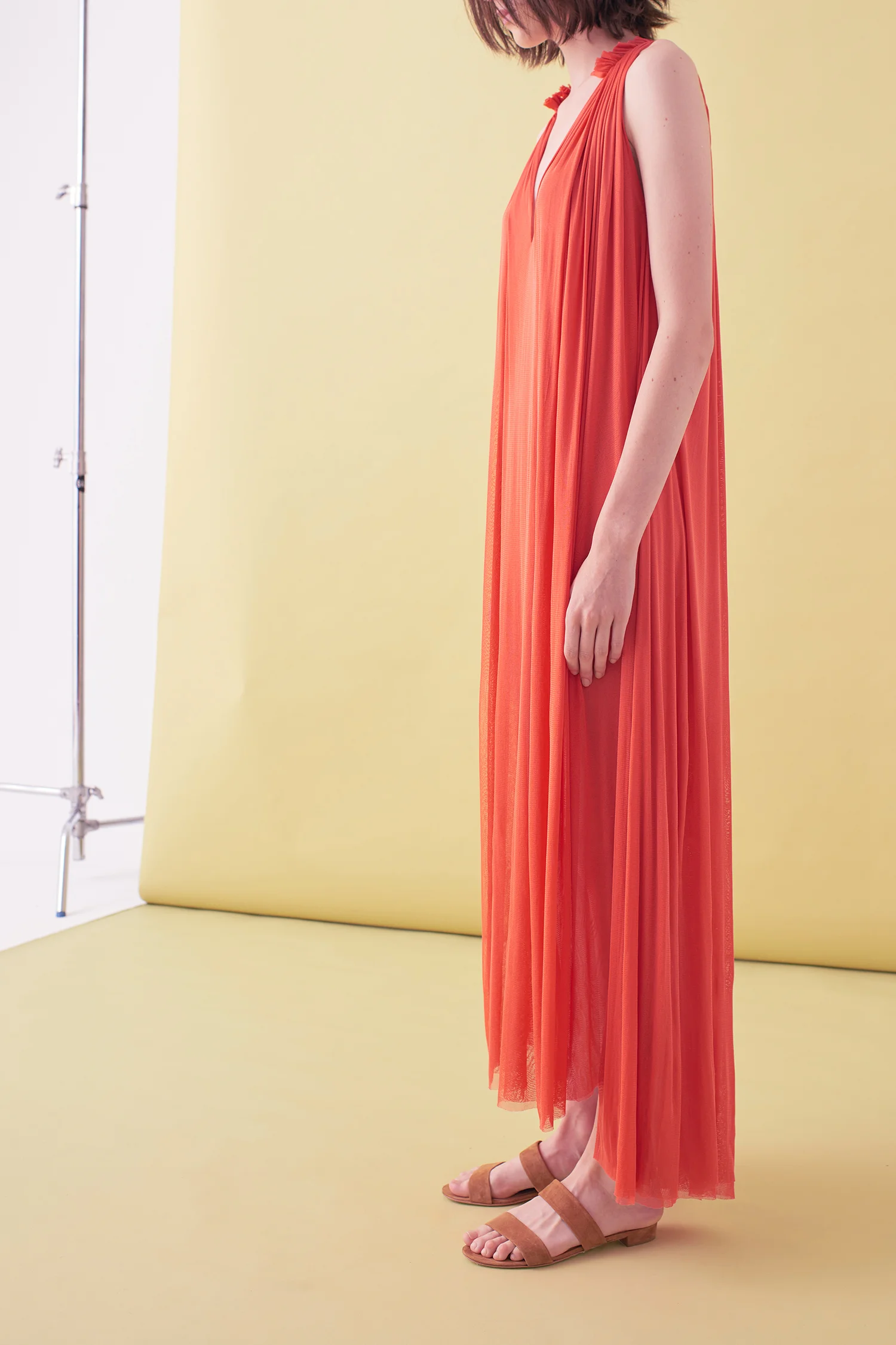 Sarah_Swann_SS17_02_Silk_Mesh_Step_Front_Dress_Coral_S.jpg