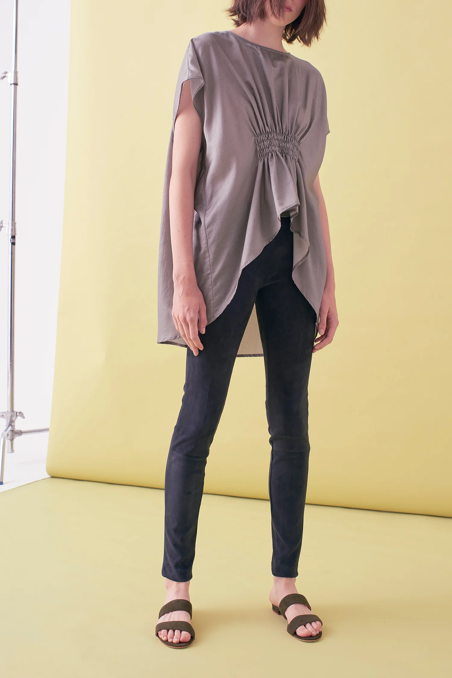 Sarah_Swann_SS17_05_Silk_Blend_Shirring_Blouse_Pewter_F.jpg