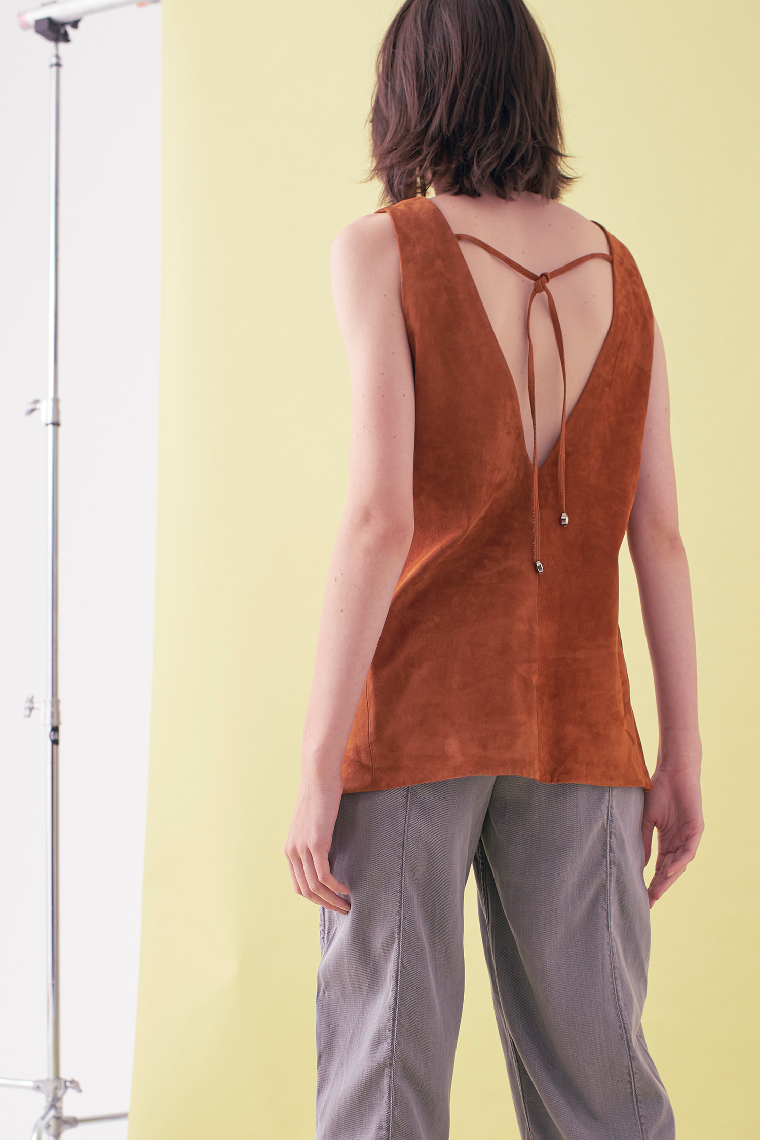 Sarah_Swann_SS17_25_Suede_V-Neck_Vest_Tan_B.jpg