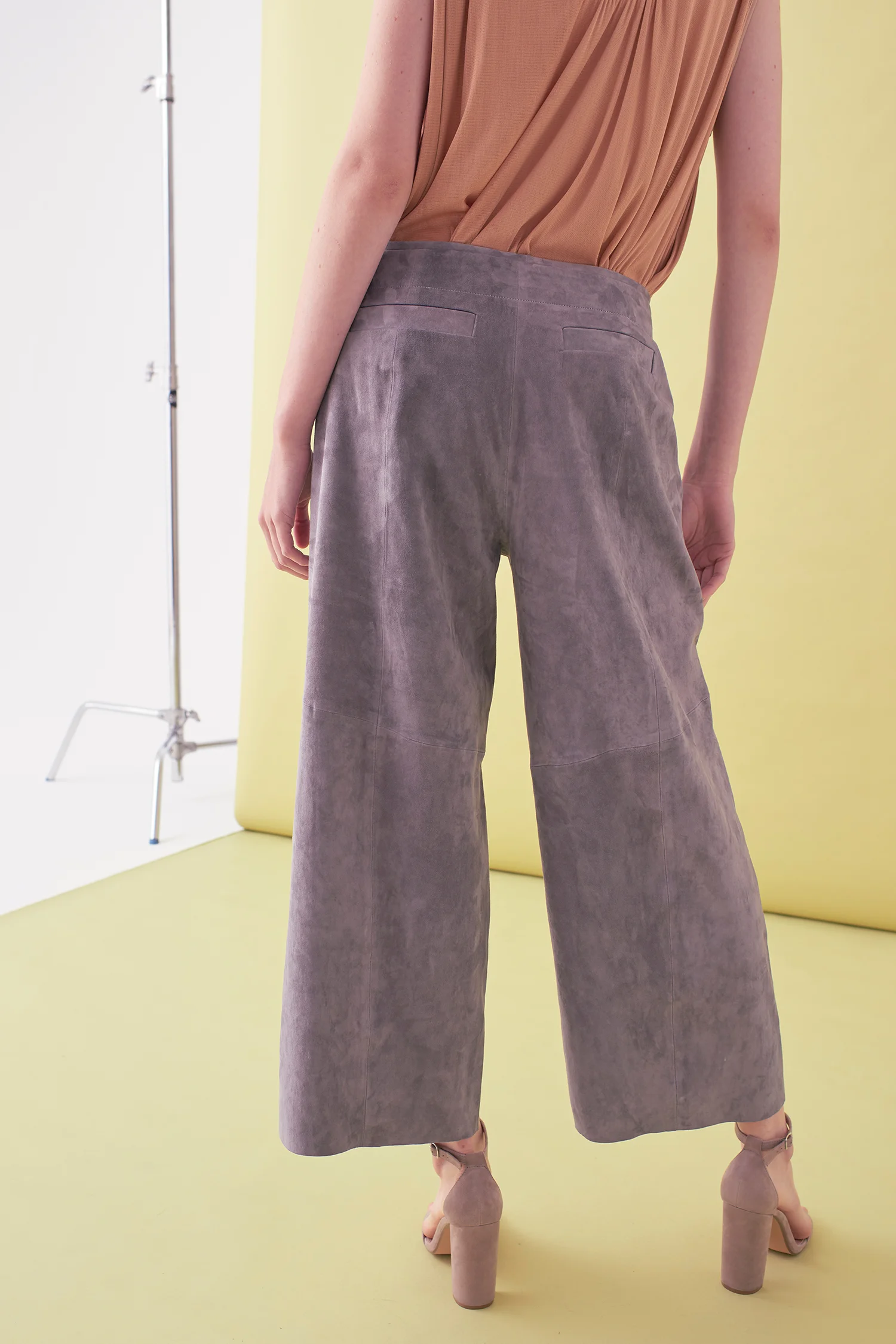 Sarah_Swann_SS17_37_Suede_Cropped_Wide_Leg_Trouser_Pewter_B.jpg