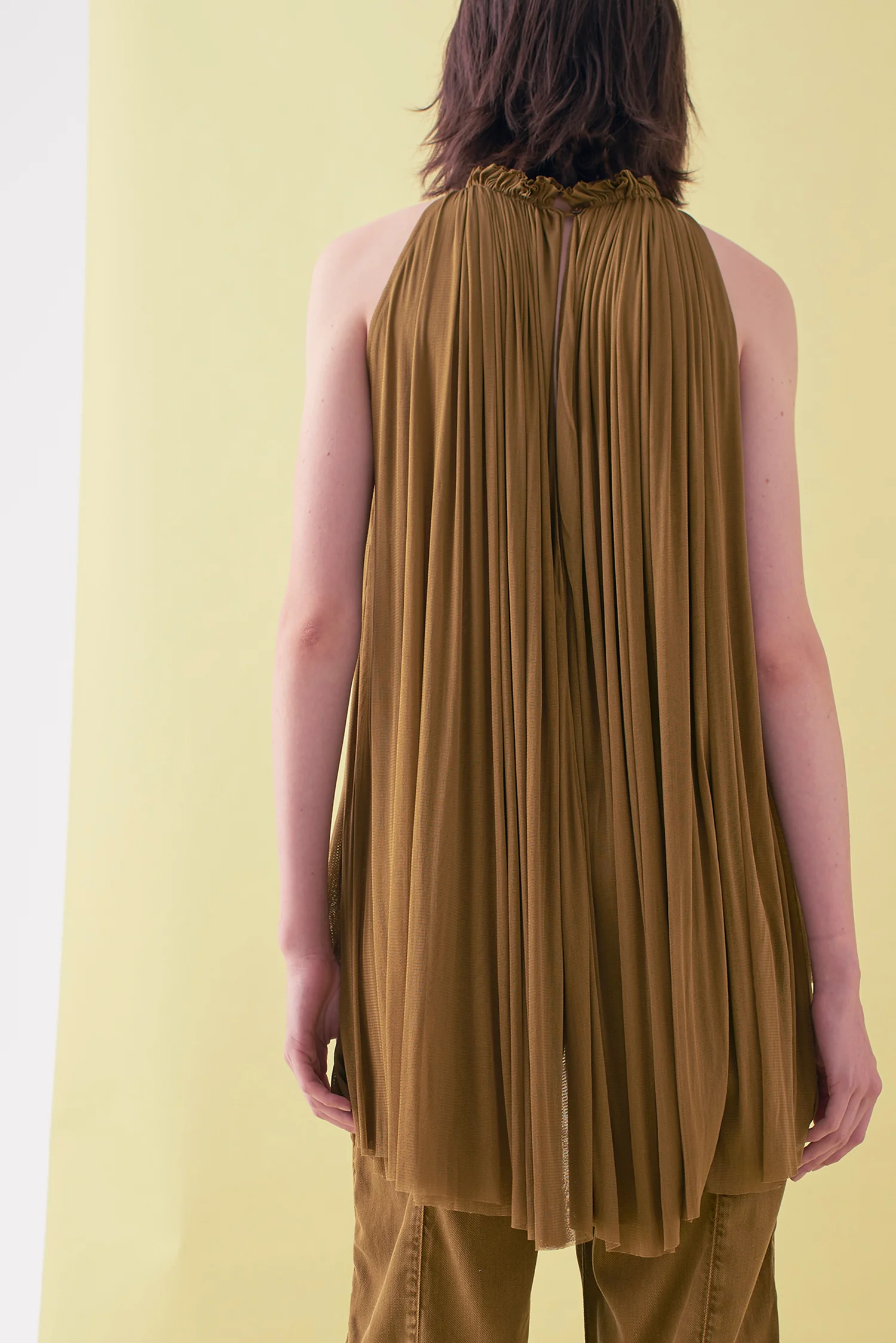 Sarah_Swann_SS17_10_Silk_Mesh_Step_Front_Blouse_Olive_B.jpg