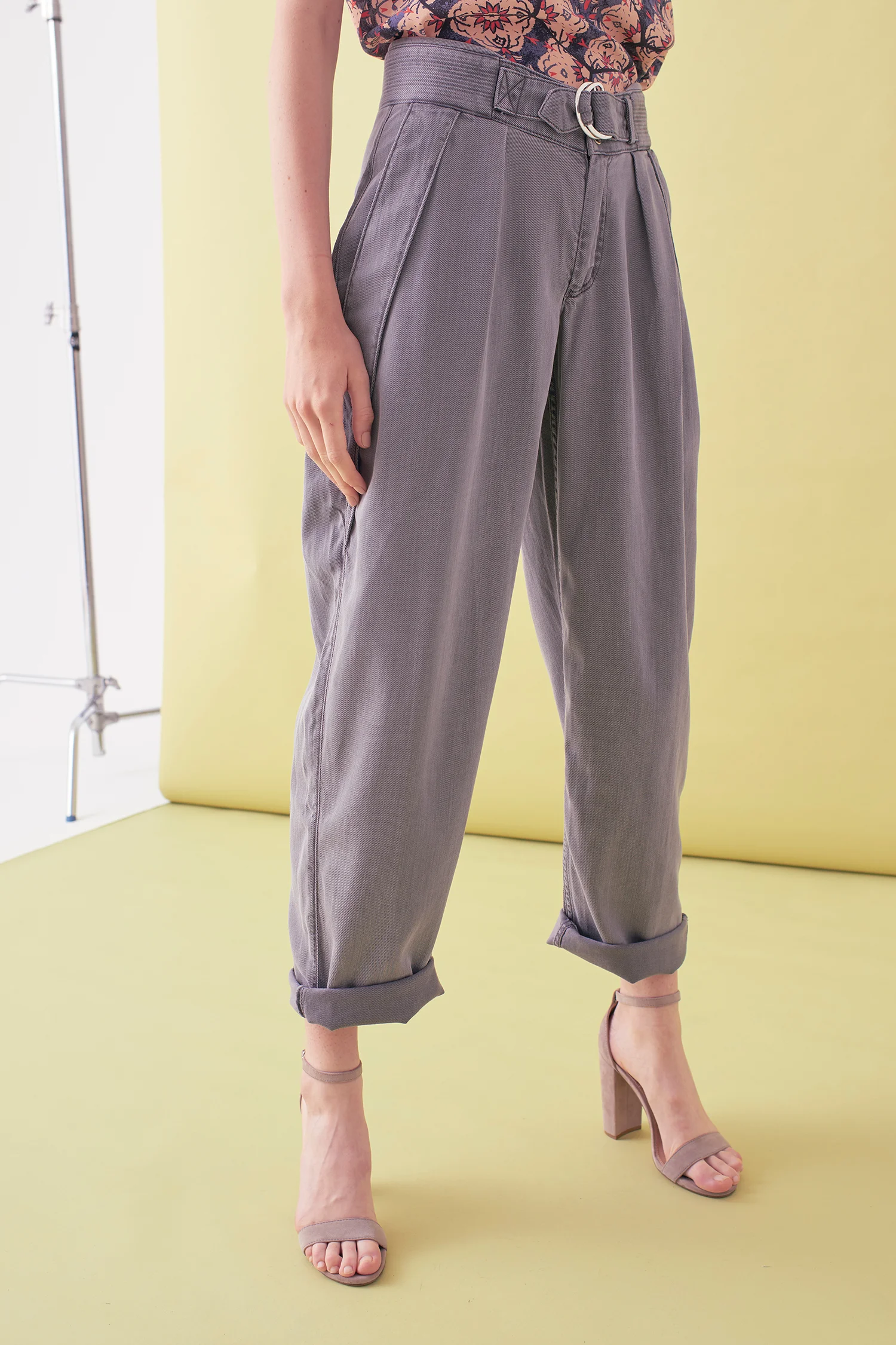 Sarah_Swann_SS17_24_Garment_Dyed_Cotton_Long_Tapered_Trouser_Pewter_F01.jpg