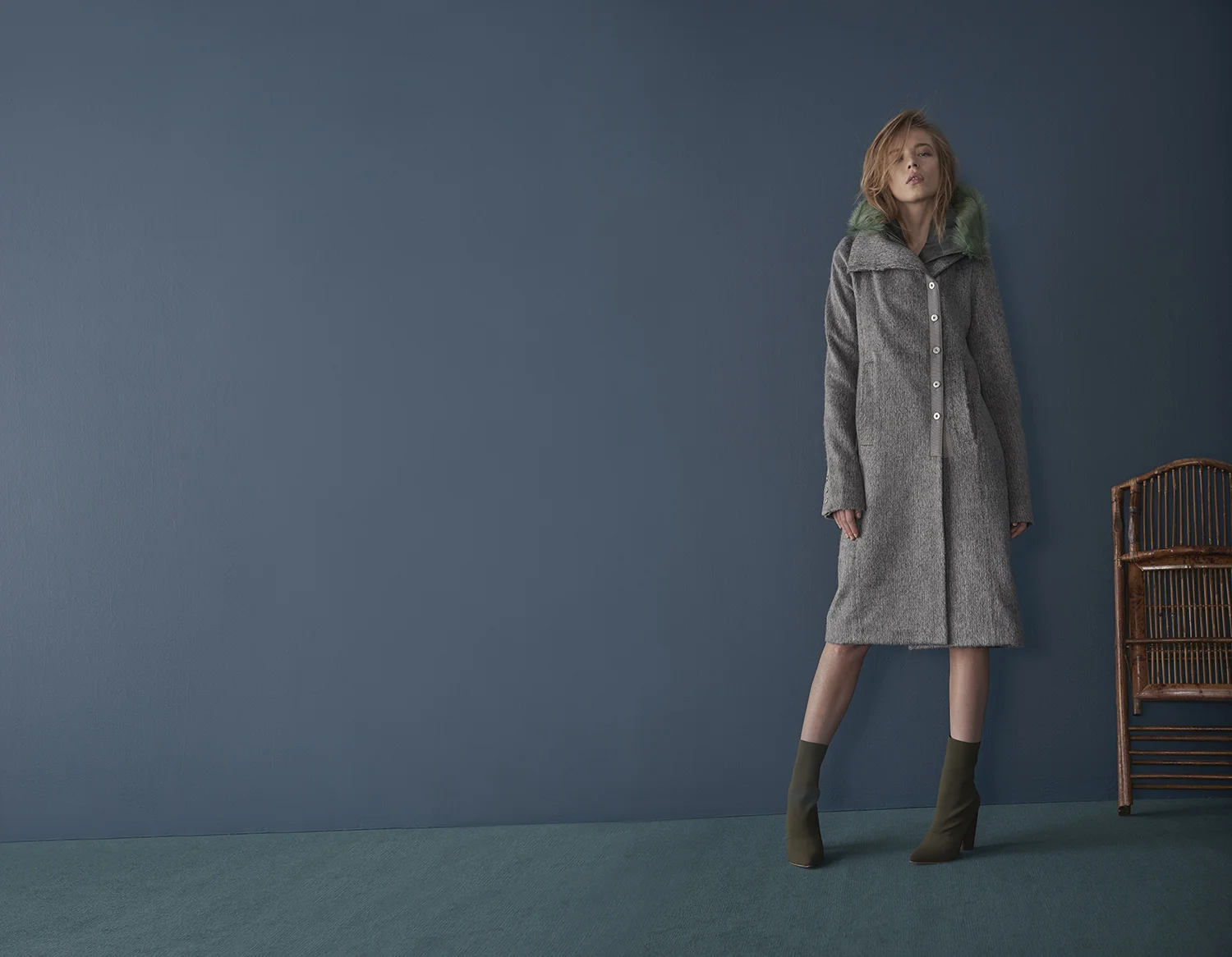 GREY MARL COAT WITH DETACHABLE GREEN FUR HOOD