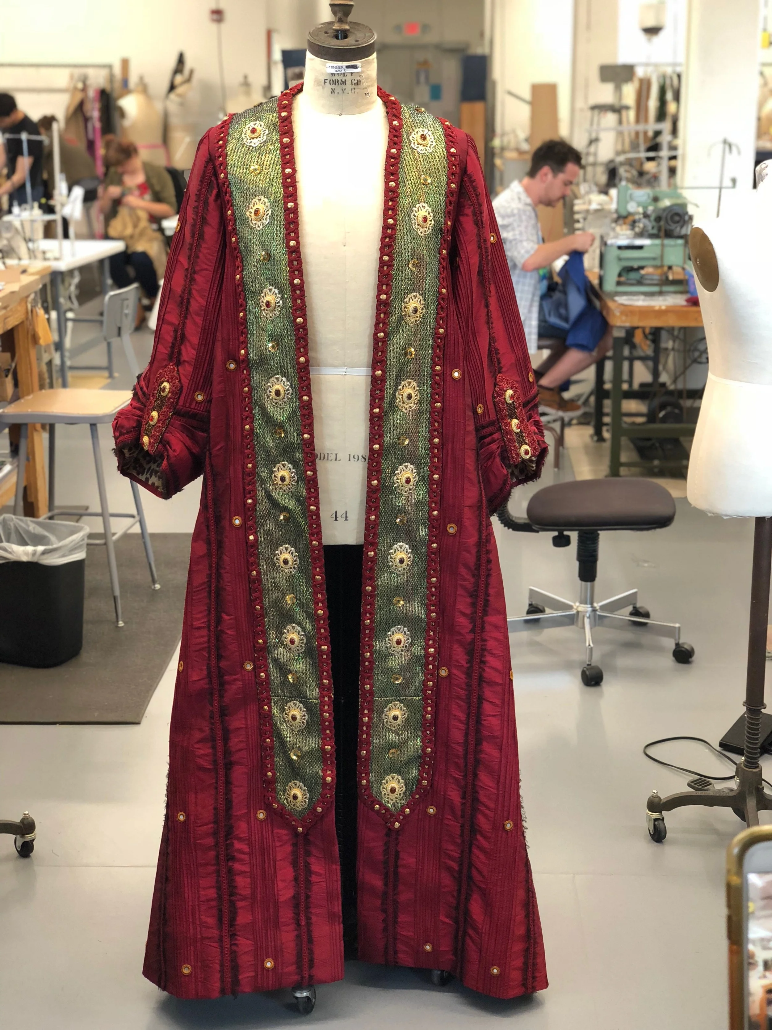 Mustafa robe