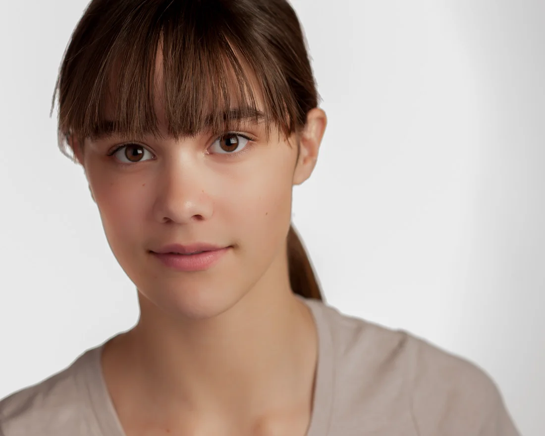 headshot(1).1.JPG