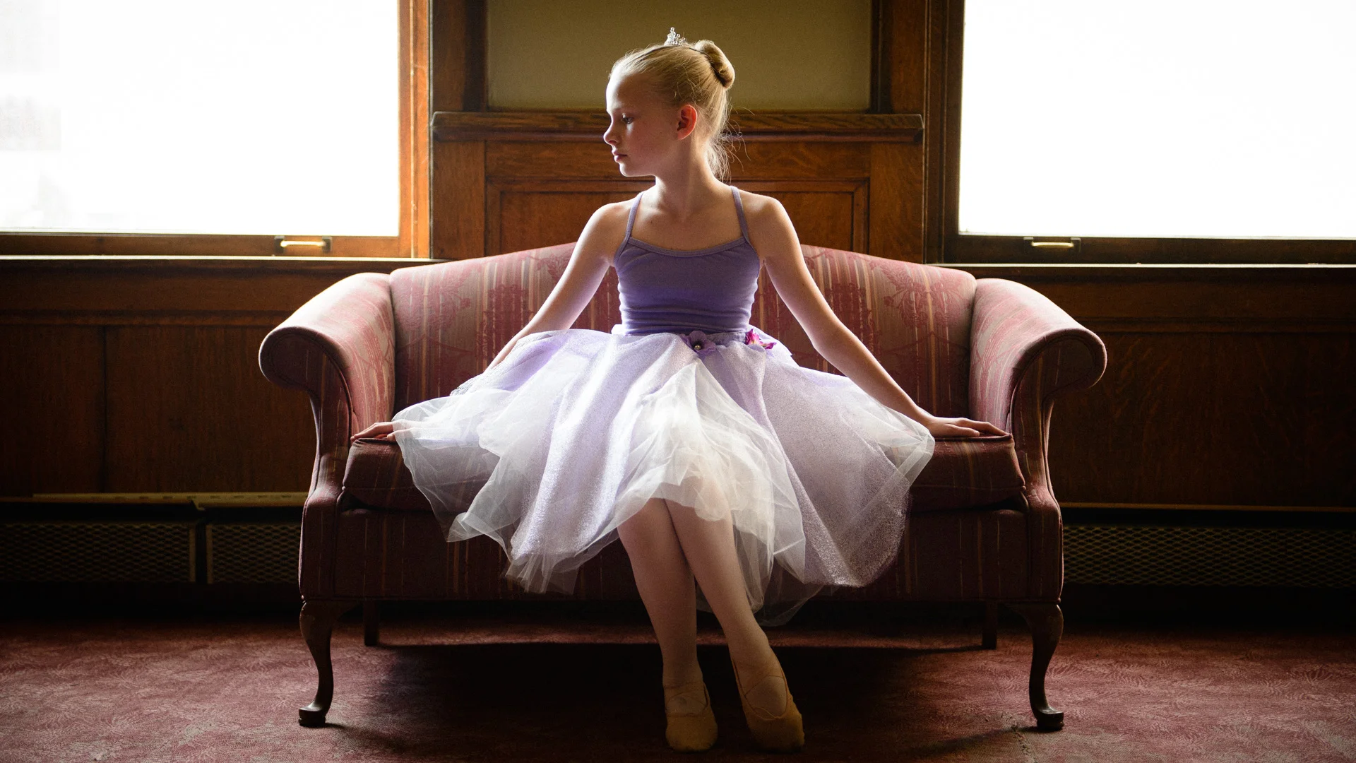ballet-dancer-vintage-couch.jpg