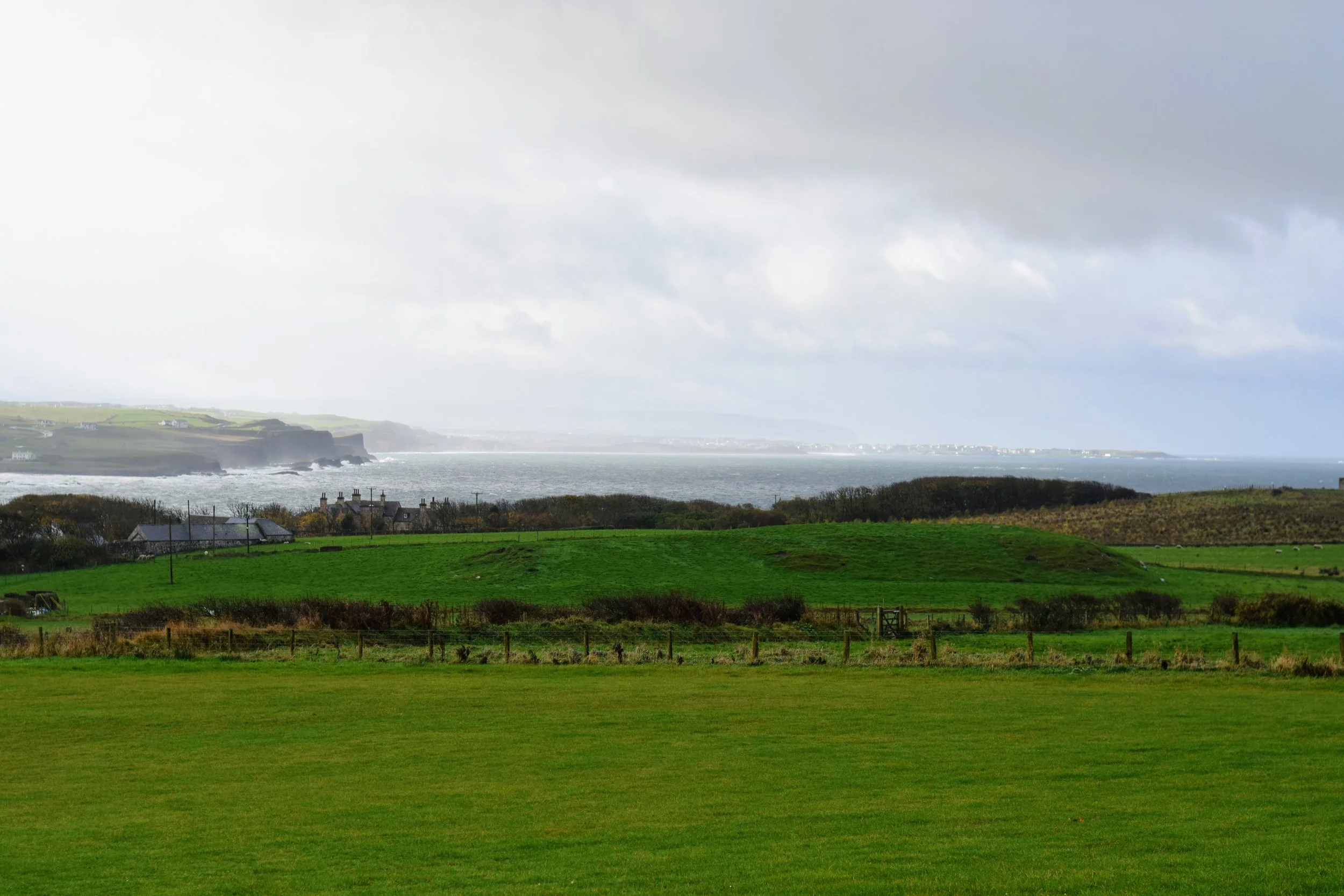 Antrim Coast (Nikon D3300, 50mm, f/3.2, 1/4000 sec, ISO 400)