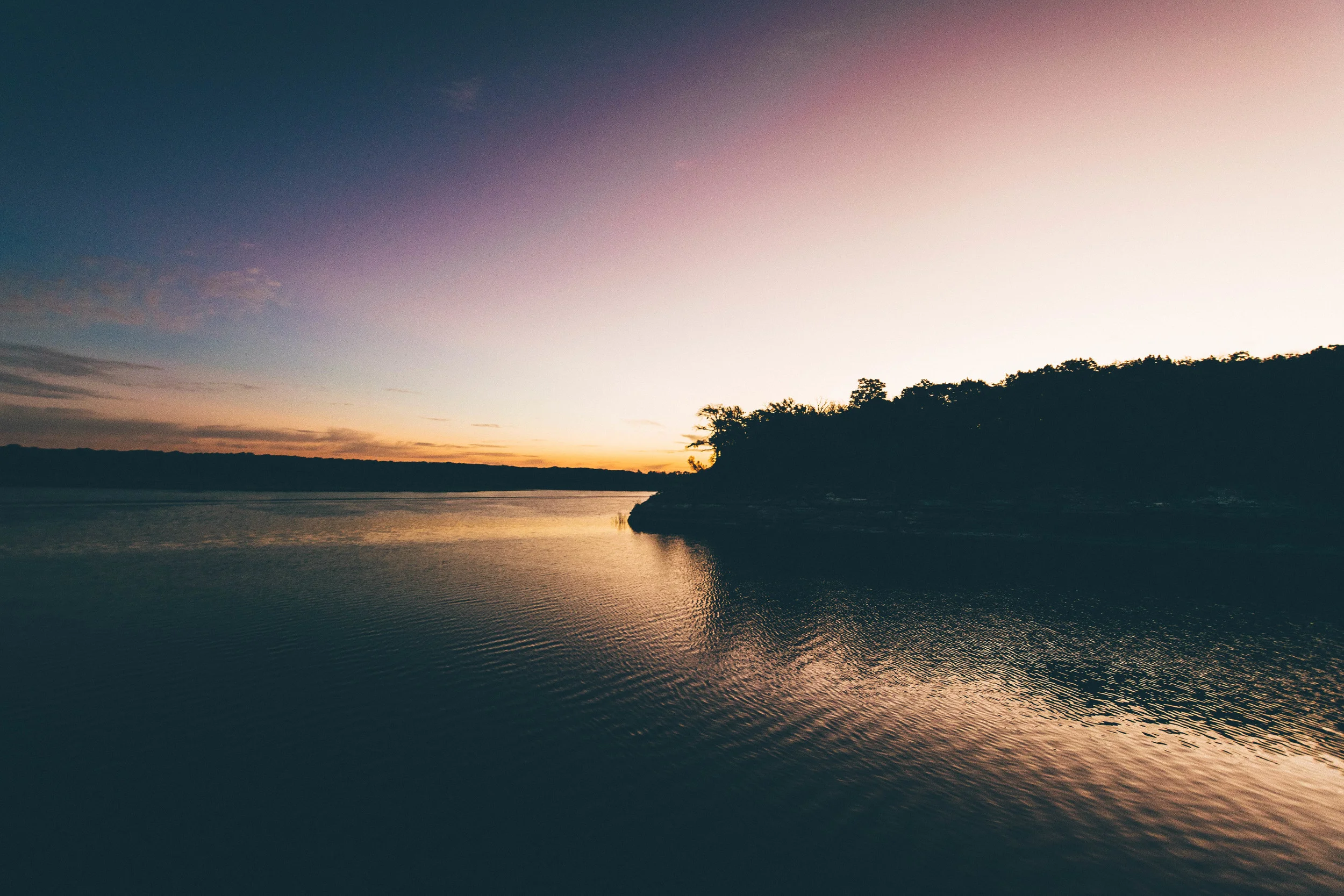 SilhouteLake (1 of 1).jpg