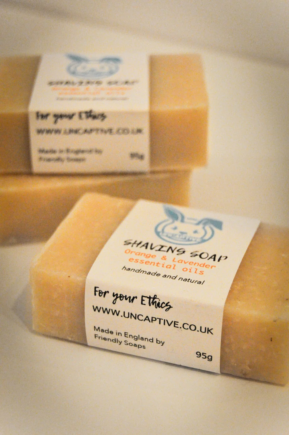 zero_waste_organic_soap_sustainable_uncaptive_3.jpg