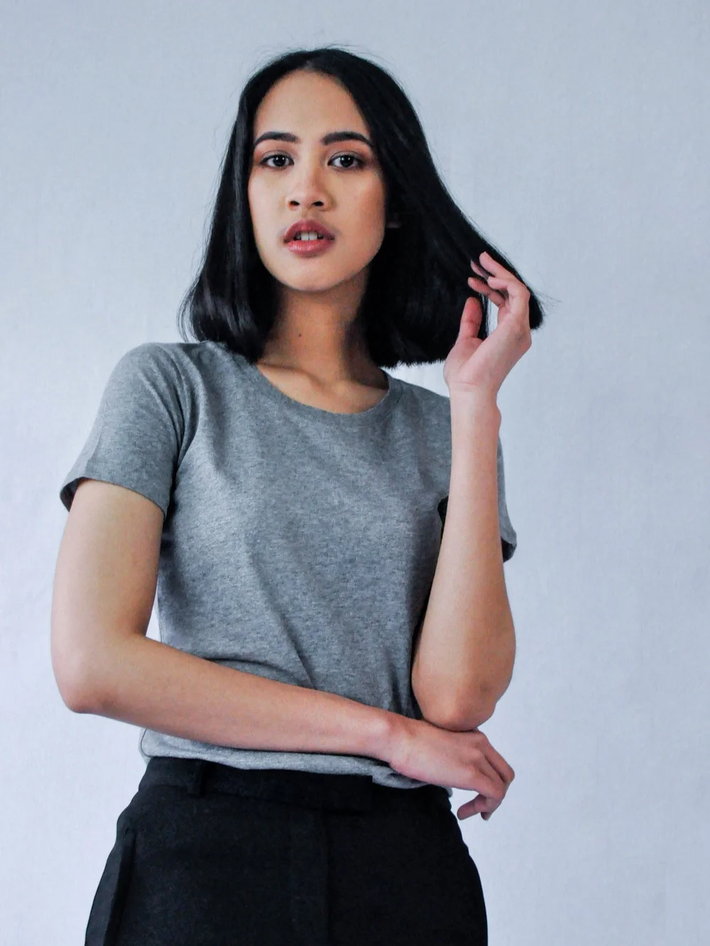 organic_cotton_top_uncaptive_ethical_clothing_uncaptive_1.jpg