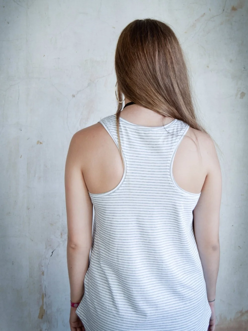 organic_cotton_vest_uncaptive_ethical_clothing_uncaptive_2.jpg