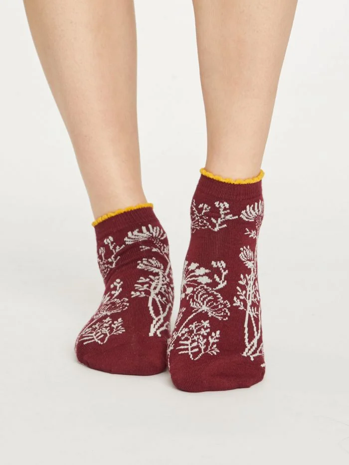 spw413-bilberry--red-wild-flower-frill-ankle-bamboo-socks--2.jpg