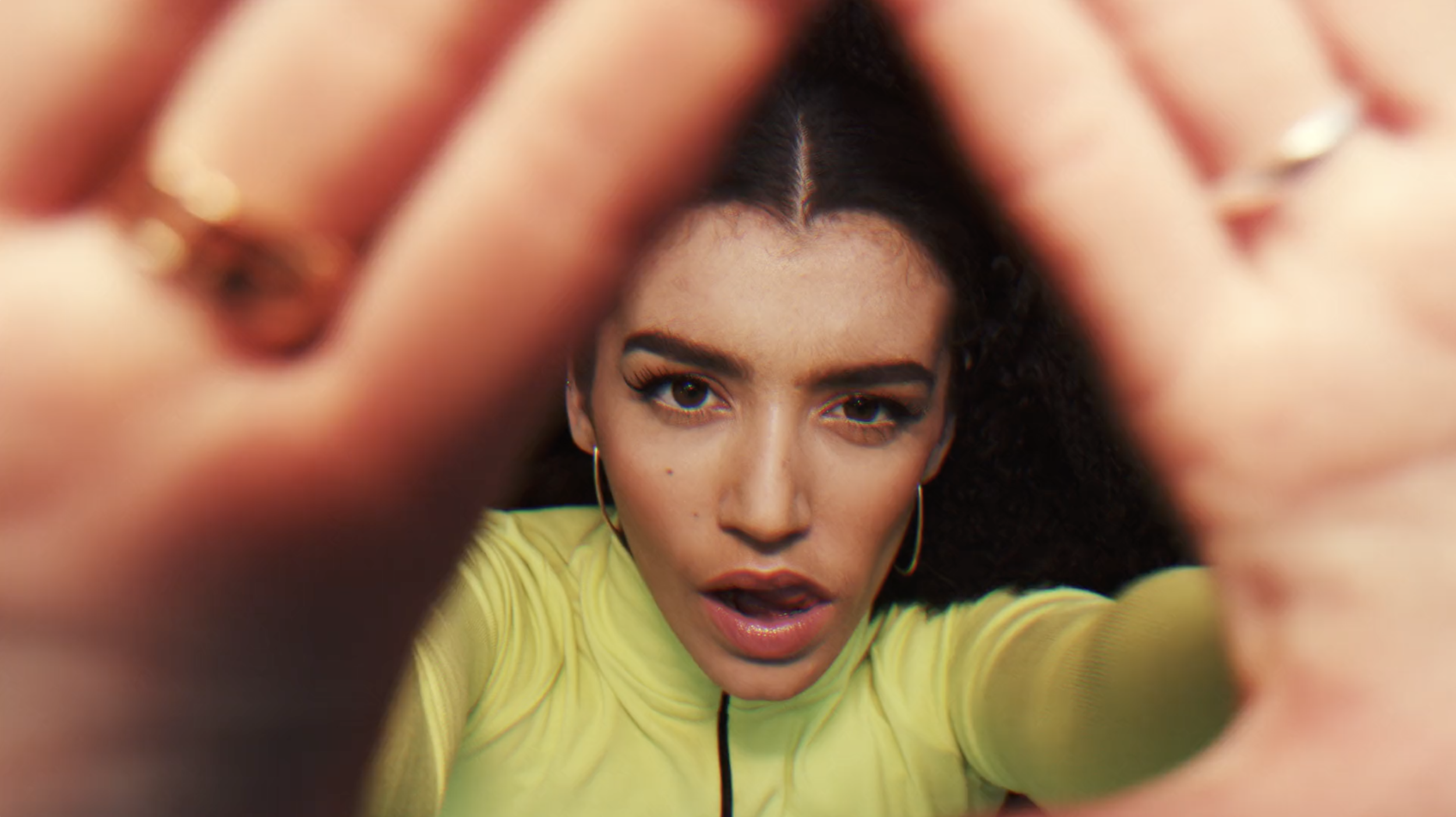 220 KID, GRACEY - Don't Need Love (Swipe Left, Swipe Right)